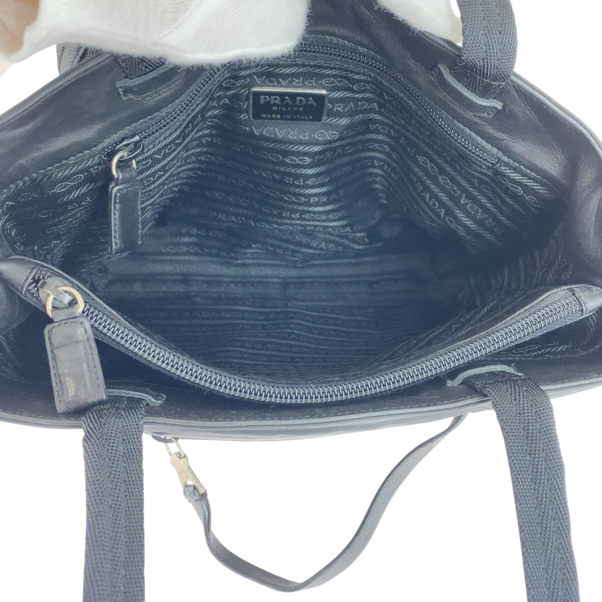 18100
PRADA プラダ テスート 三角ロゴプレート ブラック 黒 シルバー金具 ナイロン / レザー トートバッグ ショルダーバッグ  レディース ABP40