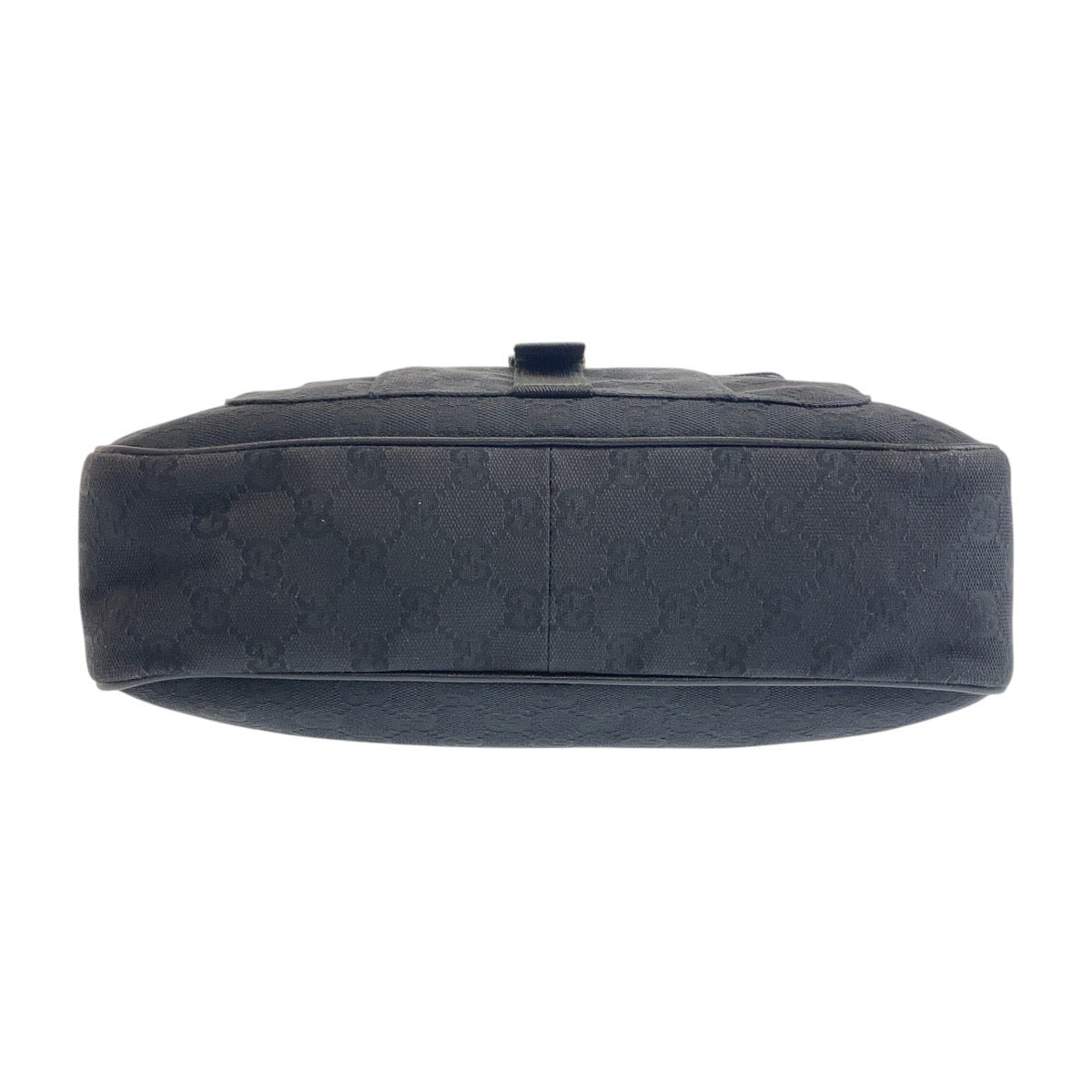 18107
GUCCI グッチ ブラック 黒 シルバー金具 GGキャンバス 131211 斜め掛け ショルダーバッグ メッセンジャーバッグ  メンズ AB40
