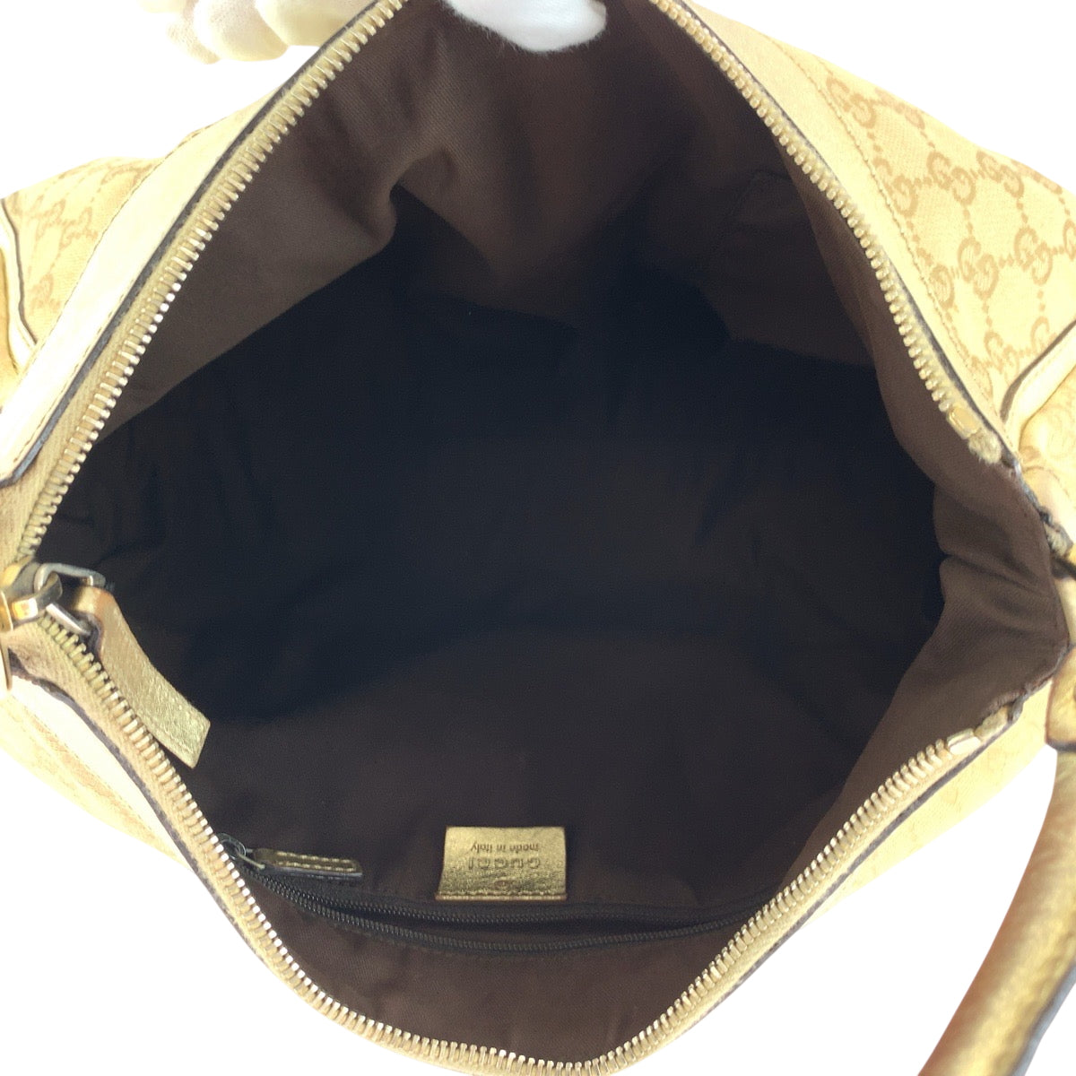 18120
GUCCI グッチ アビー ベージュ ゴールド ゴールド金具 GGキャンバス 189833 ショルダーバッグ 肩掛け  レディース