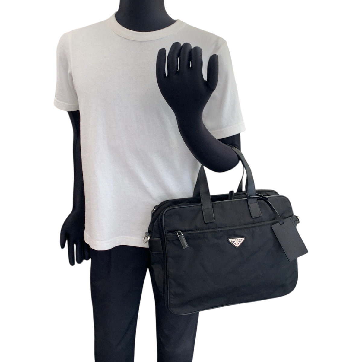 18124
PRADA プラダ テスート 三角ロゴプレート ブラック 黒 シルバー金具 ナイロン ショルダーバッグ ビジネスバッグ 2way  メンズ ABP50