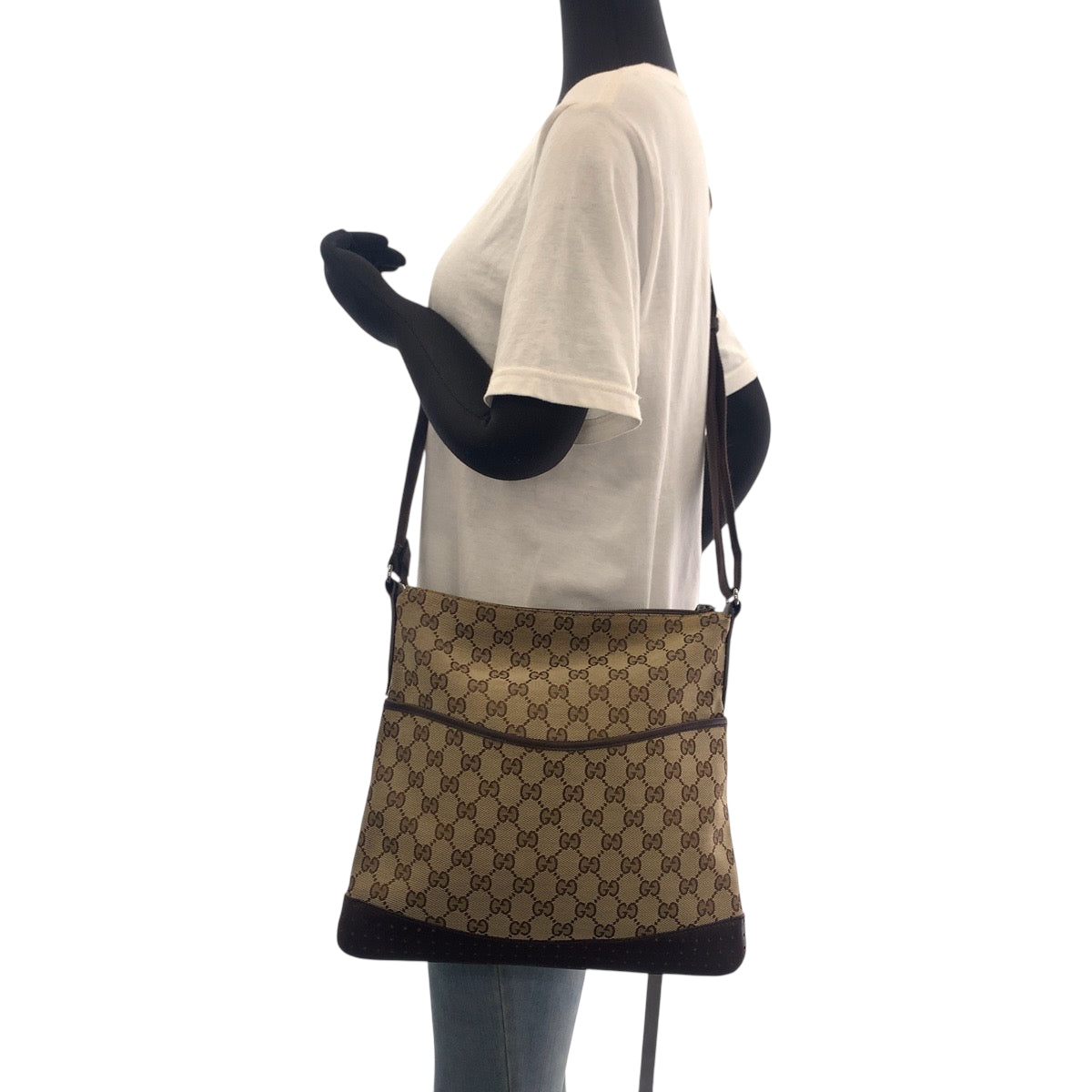 18129
GUCCI グッチ パンチング ベージュ ブラウン シルバー金具 GGキャンバス 145857 ショルダーバッグ サコッシュ  レディース AB34