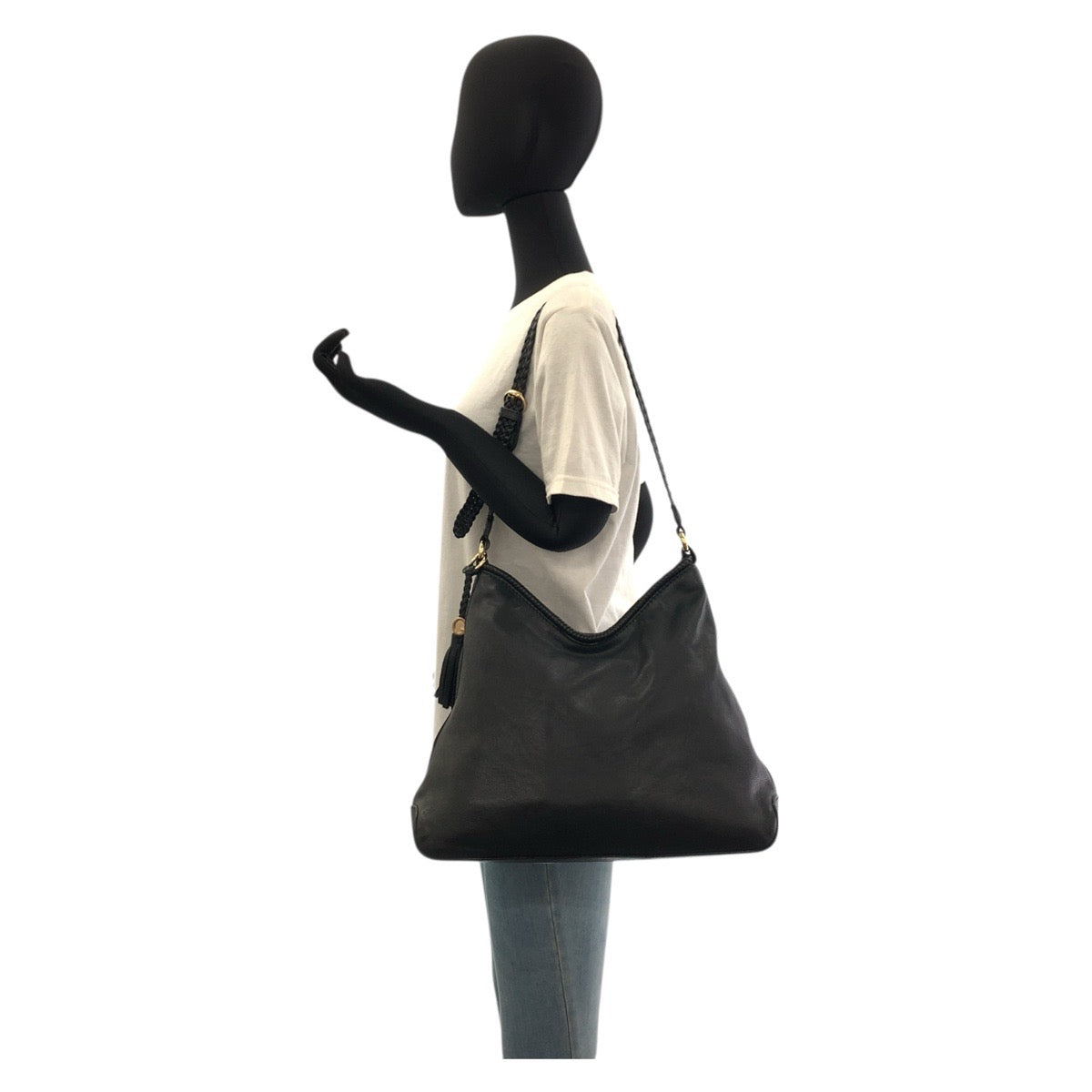 18152
GUCCI グッチ タッセル 編みこみ ブラック 黒 ゴールド金具 レザー 257026 ホーボー ショルダーバッグ  レディース