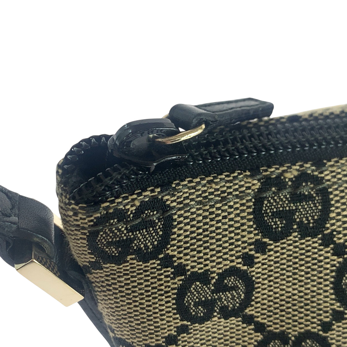 18179
GUCCI グッチ ベージュ ブラック ゴールド金具 GGキャンバス 039 1103 ハンドバッグ アクセサリーポーチ レディース A39