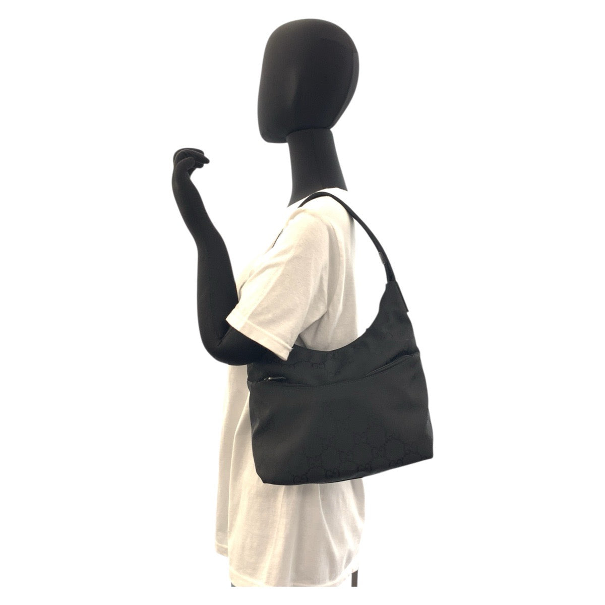 18183
GUCCI グッチ ブラック 黒 シルバー金具 GGキャンバス 001 3386 ショルダーバッグ  レディース A39