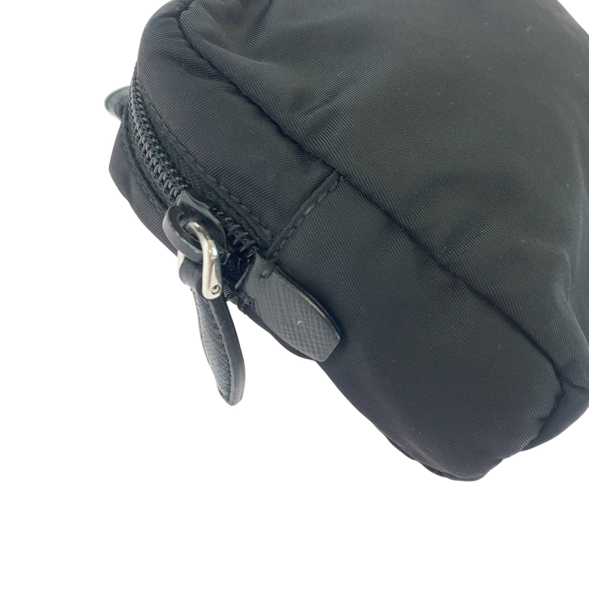 18317
PRADA Tessuto Triangle Logo Plate Black Silver Hardware Nylon Pouch Cosmetic Pouch Women's