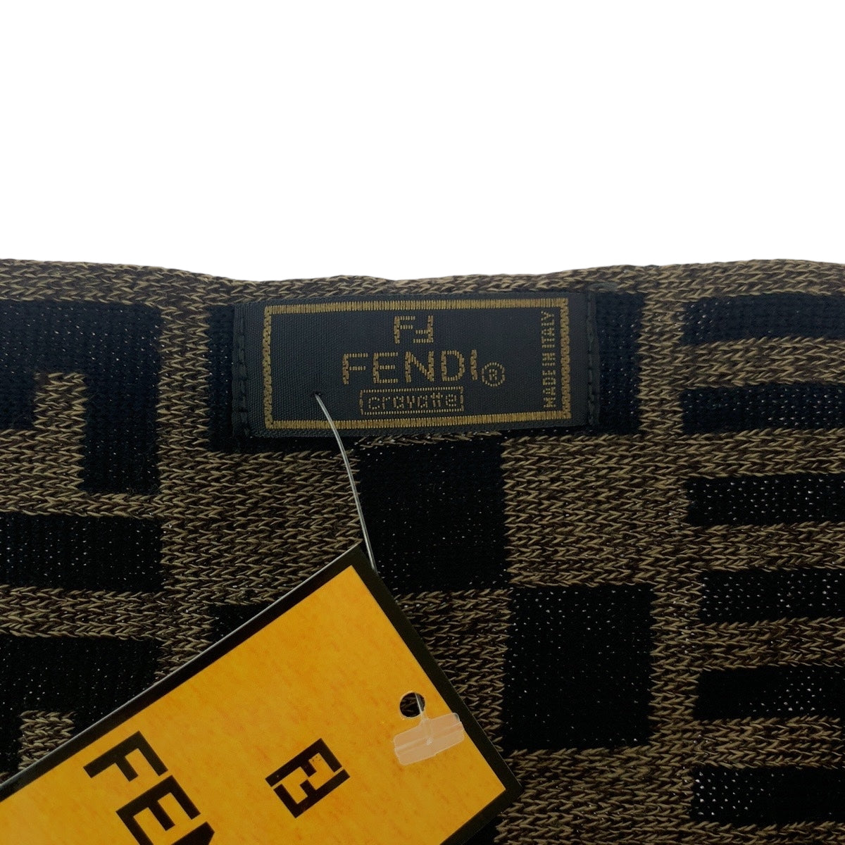 18339
FENDI フェンディ ズッカ ブラウン ブラック ウール マフラー ストール  レディース