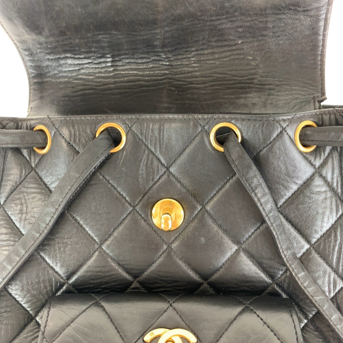 18353
CHANEL シャネル ヴィンテージ マトラッセ ダブルココマーク ターンロック チェーンショルダー ブラック 黒 ゴールド金具 ラムスキン リュック・デイパック バックパック  レディース ABP350