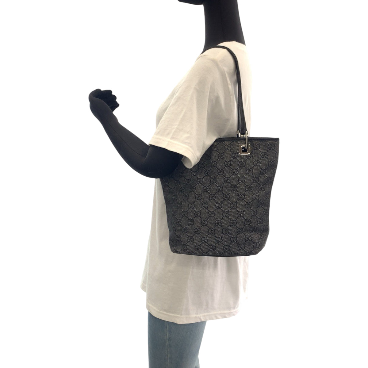 18391
GUCCI グッチ ブラック 黒 シルバー金具 GGキャンバス 31244 トートバッグ ハンドバッグ  レディース AB34