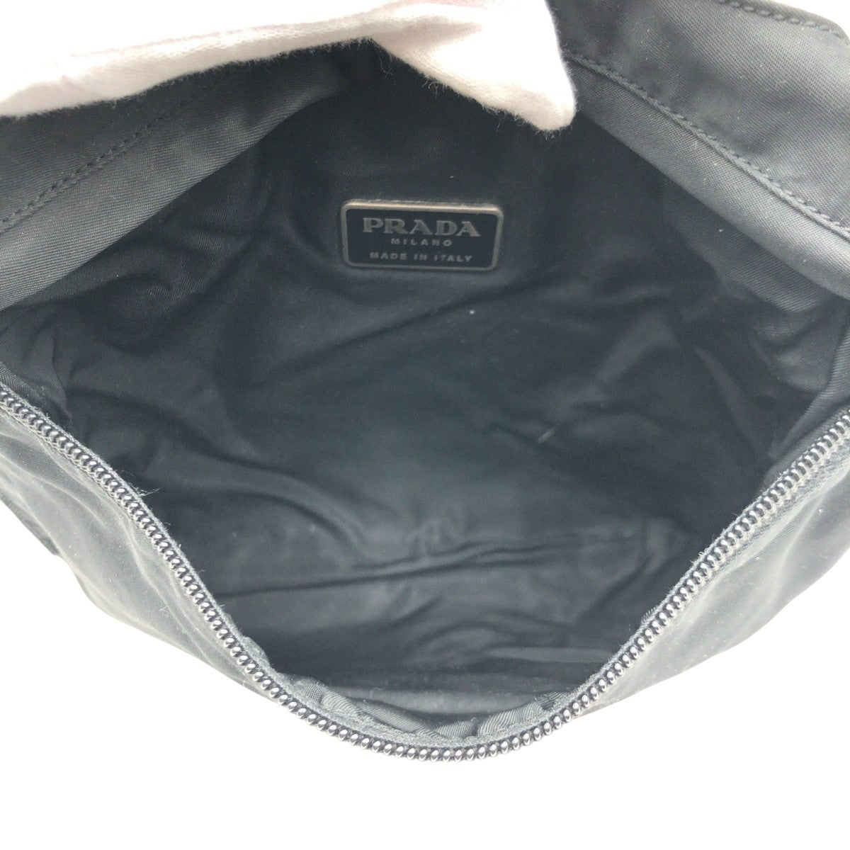 18403
PRADA プラダ テスート 三角ロゴプレート ブラック 黒 ナイロン ショルダーバック メッセンジャーバッグ  レディース AB34