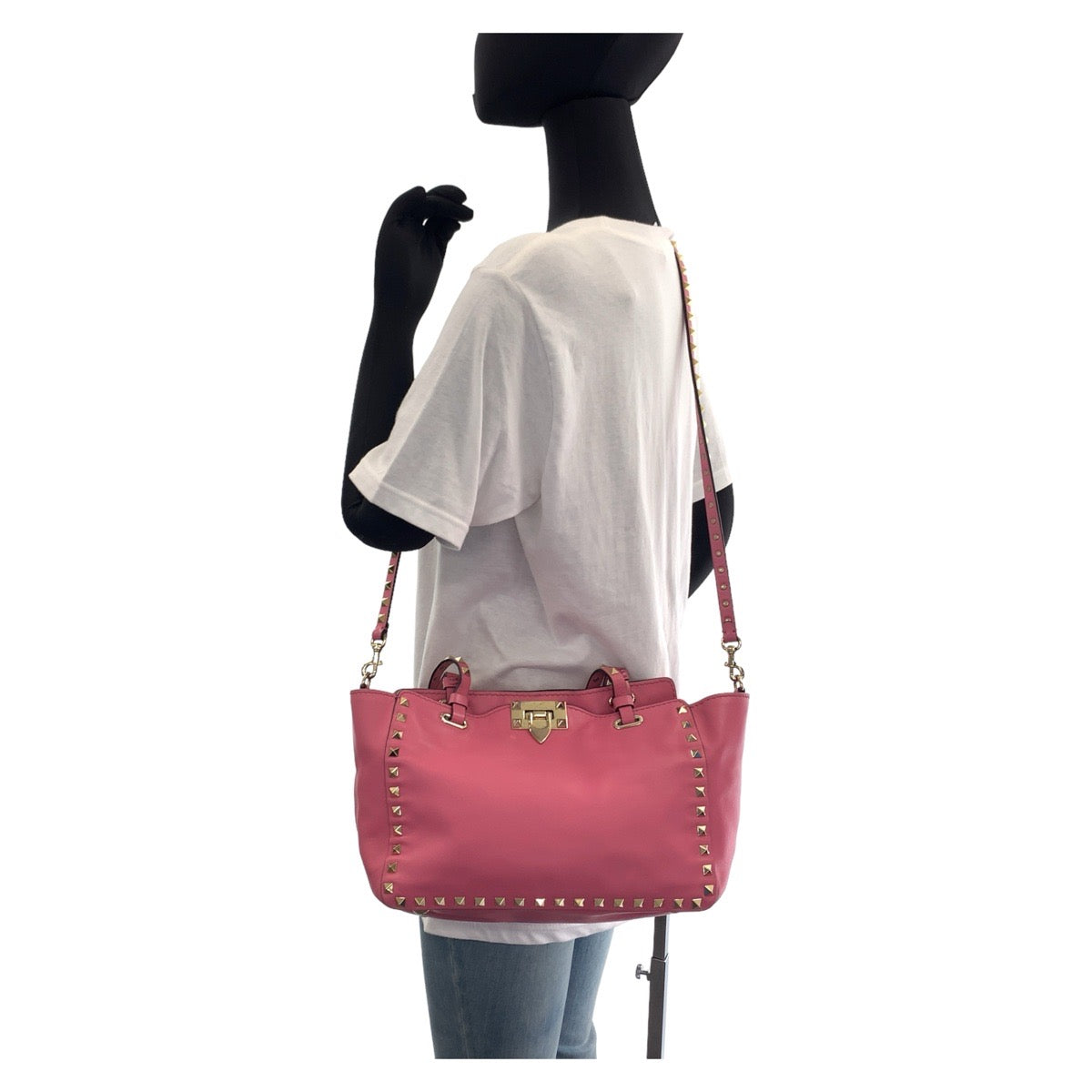 18437
VALENTINO ヴァレンティノ ロックスタッズ ピンク ゴールド金具 レザー ハンドバッグ ショルダーバッグ 2way  レディース AB54