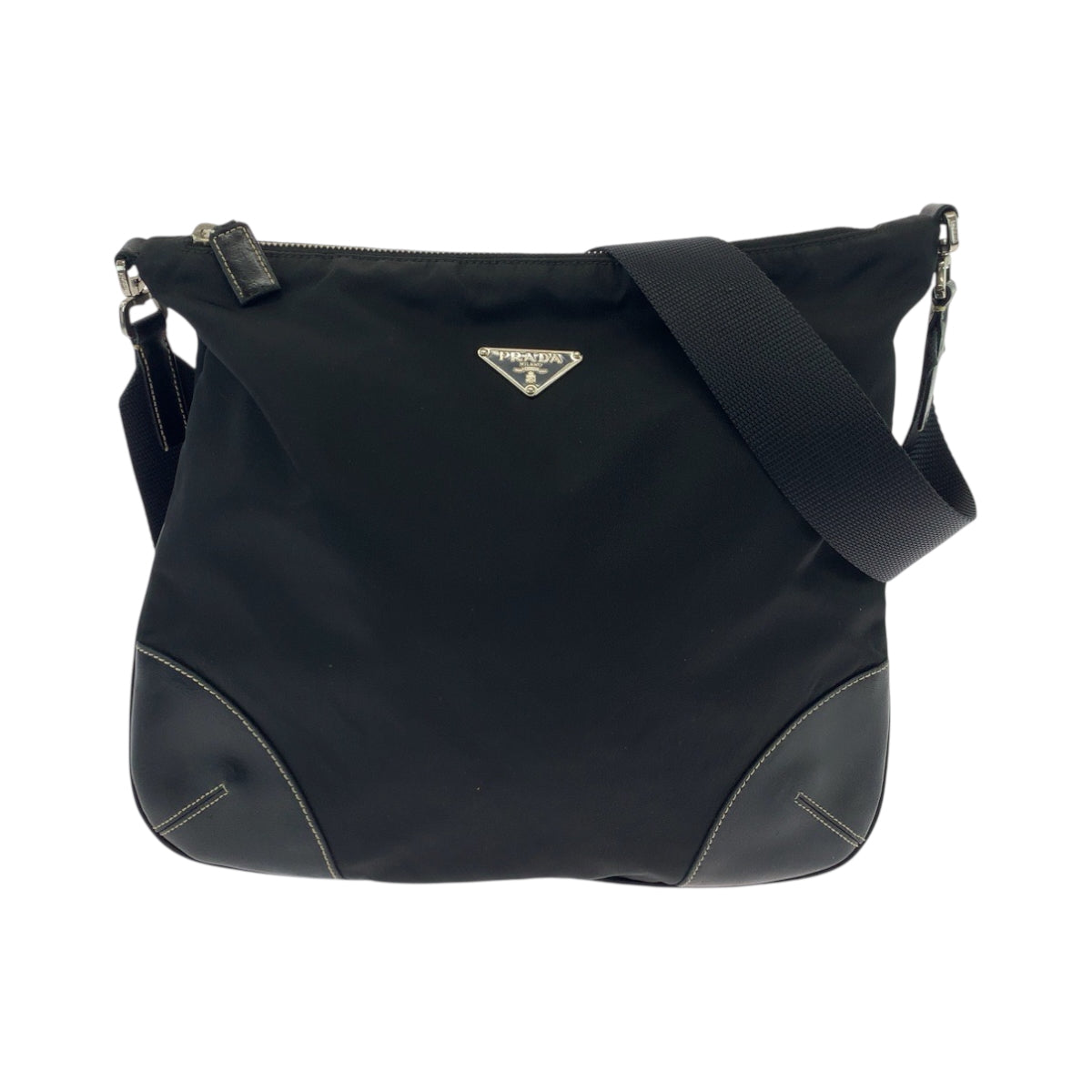 18454
PRADA Tessuto Triangle Logo Plate Black Silver Hardware Nylon 7 Shoulder Bag Pochette Ladies AB40