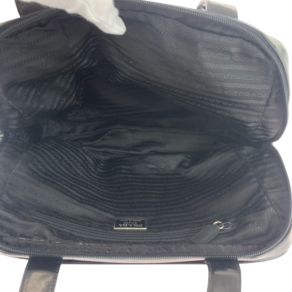 18455
PRADA プラダ テスート 三角ロゴプレート ブラック 黒 シルバー金具 ナイロン トートバッグ ショルダーバッグ  レディース ABP40