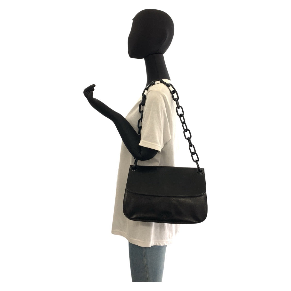 18457
PRADA プラダ ロゴ型押し ブラック 黒 レザー / プラスチック プラチェーンショルダーバッグ  レディース AB40