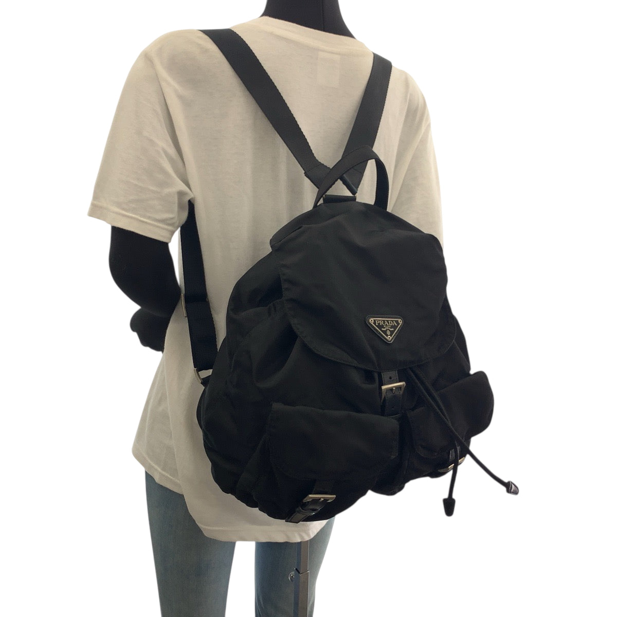 18459
PRADA プラダ テスート 三角ロゴプレート ブラック 黒 シルバー金具 ナイロン リュックサック バックパック  レディース ABP50