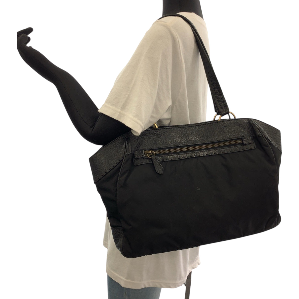 18463
PRADA プラダ ヴィッテロダイノ テスート 三角ロゴプレート ブラック 黒 ゴールド金具 レザー / ナイロン ハンドバッグ ショルダーバッグ  レディース ABP50