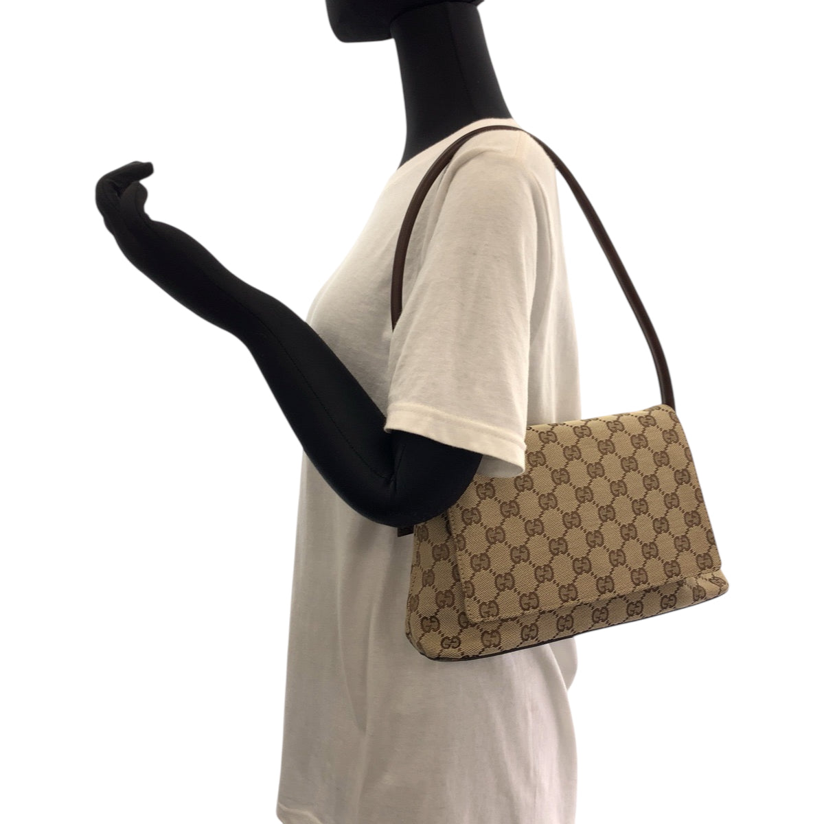 18465
GUCCI グッチ ベージュ ブラウン シルバー金具 GGキャンバス 90646 ショルダーバッグ 肩掛け  レディース ABP52