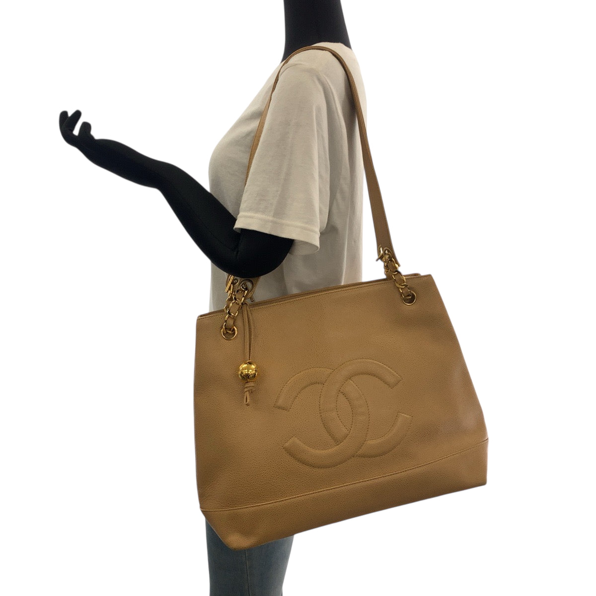 18474
CHANEL シャネル ヴィンテージ ココマーク キャメル ゴールド金具 キャビアスキン チェーンショルダーバッグ 肩掛け レディース AB160