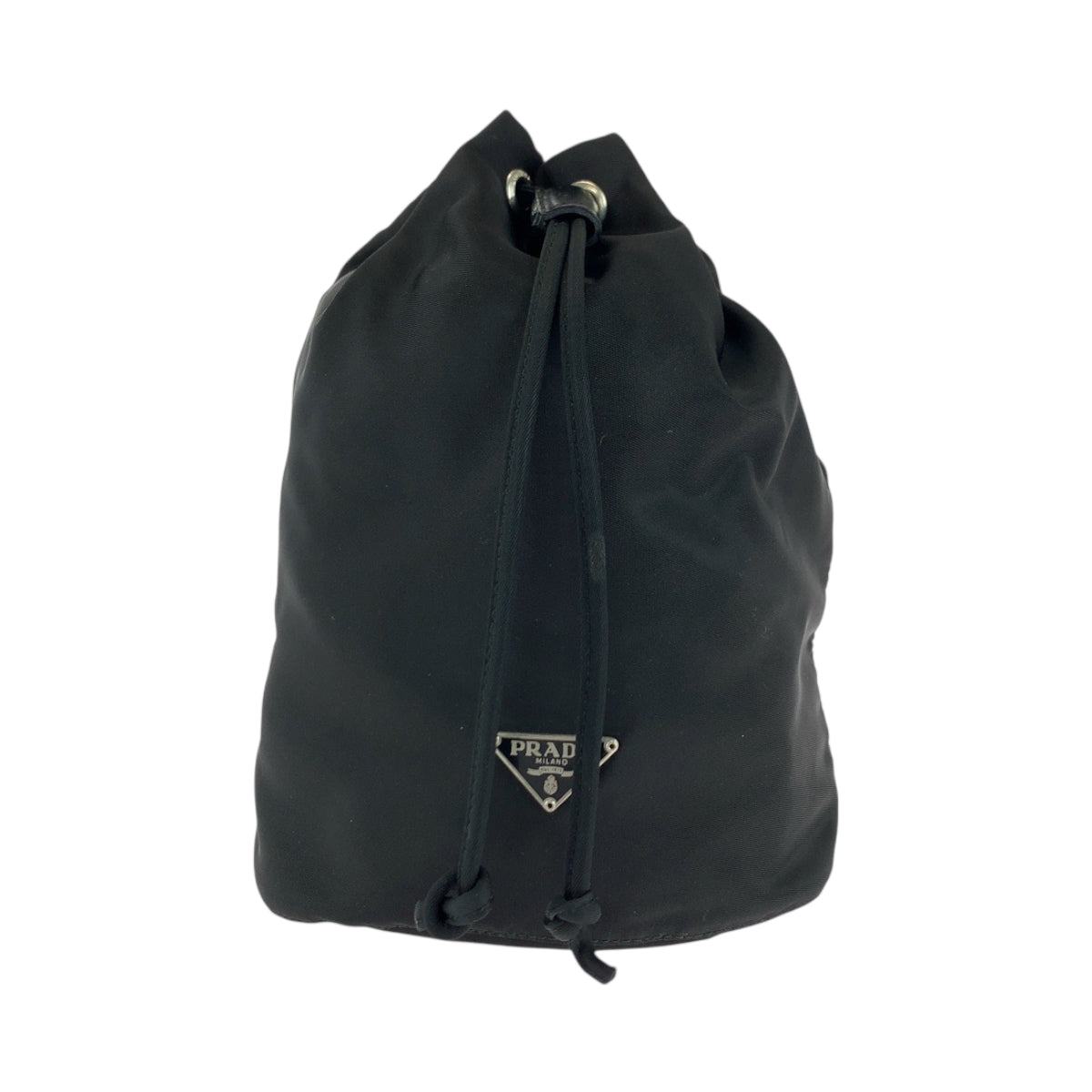 18496
PRADA プラダ テスート 三角ロゴプレート ブラック 黒 シルバー金具 ナイロン 1N0369 ポーチ 巾着ポーチ  レディース ABP22