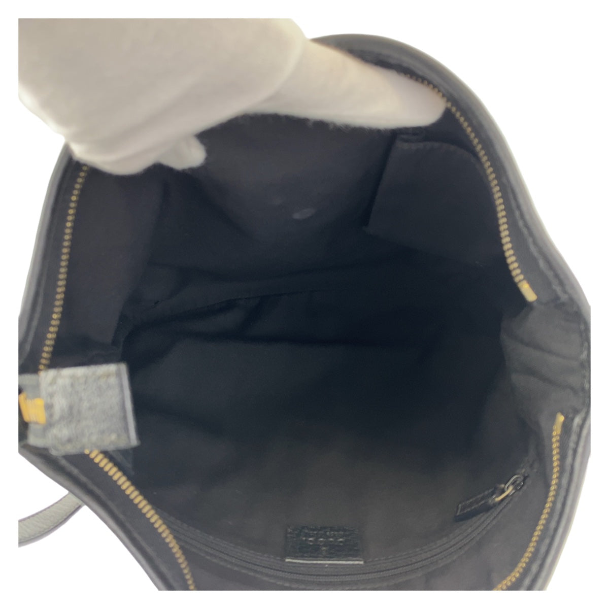 18521
GUCCI グッチ アビー ブラック 黒 ゴールド金具 GGキャンバス / レザー 131326 ショルダーバッグ メッセンジャーバッグ  レディース ABP41
