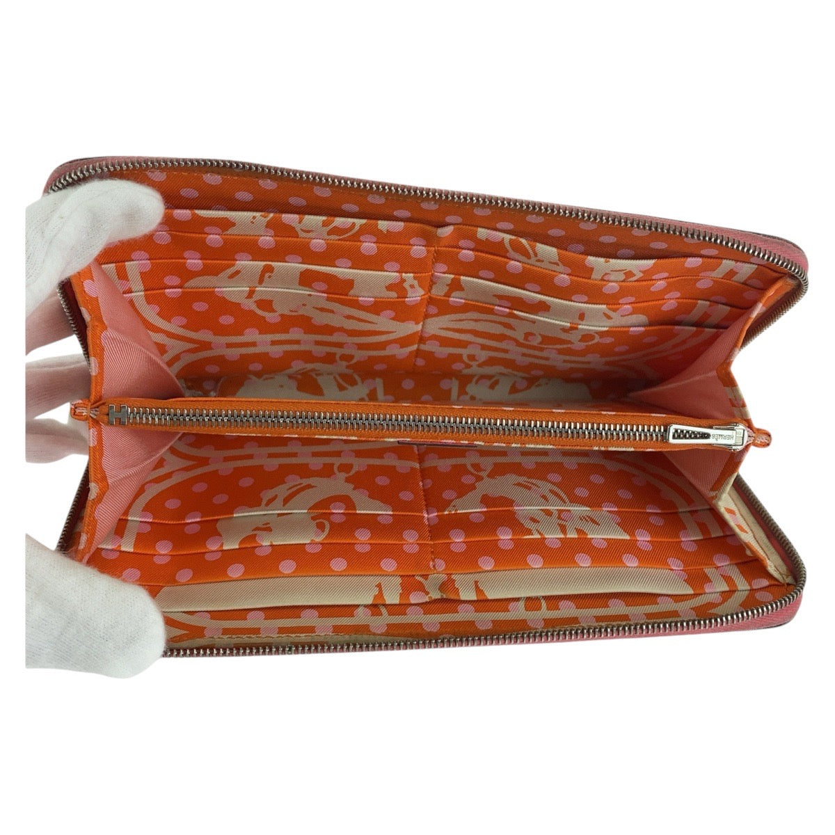 18528
HERMES Azap Long Silk'in Rose Azalee Pink Silver Hardware Veau Epsom Long Wallet C-engraved Ladies AB40