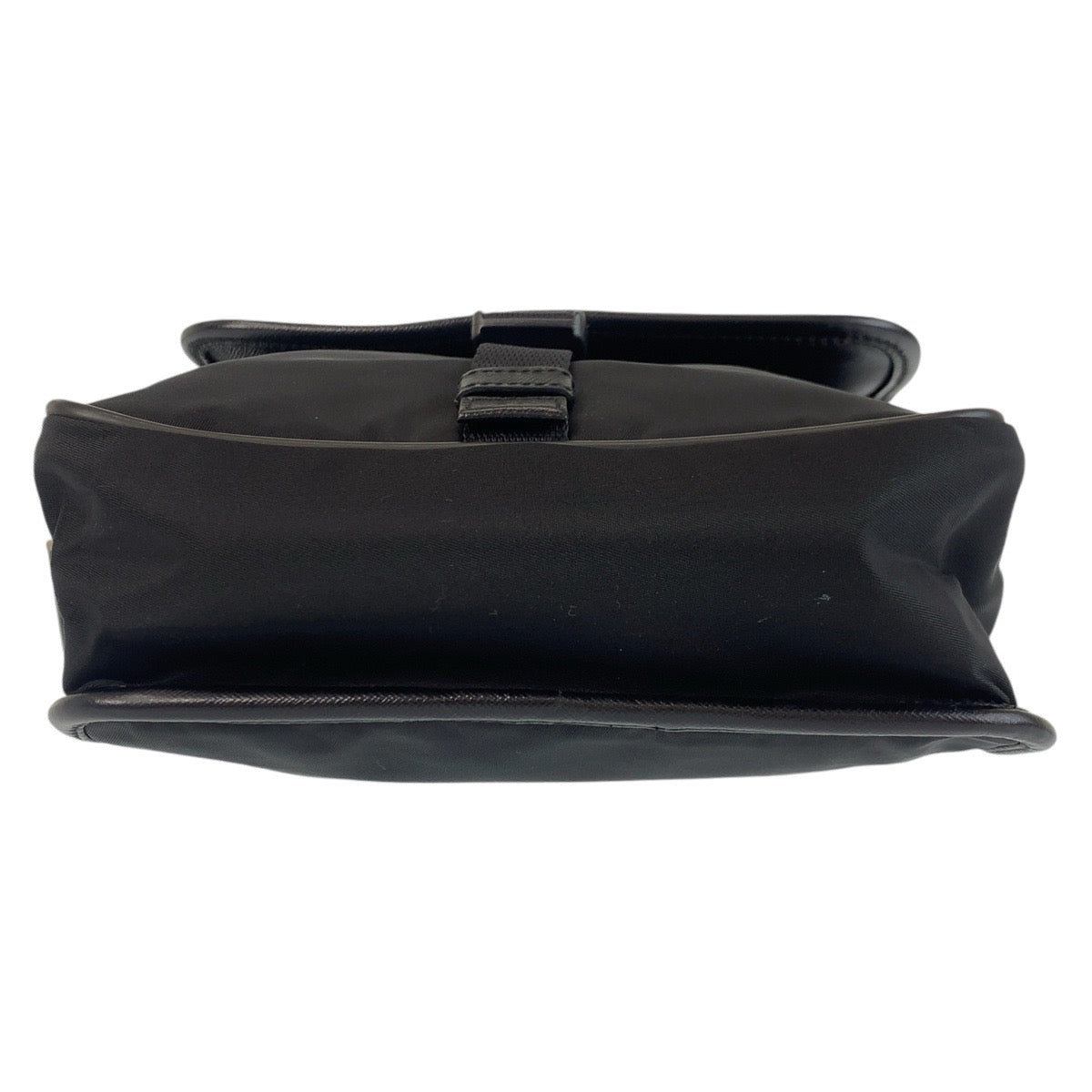 18545
PRADA プラダ テスート 三角ロゴプレート ブラック 黒 シルバー金具 ナイロン ショルダーバッグ メッセンジャーバッグ  レディース ABP48