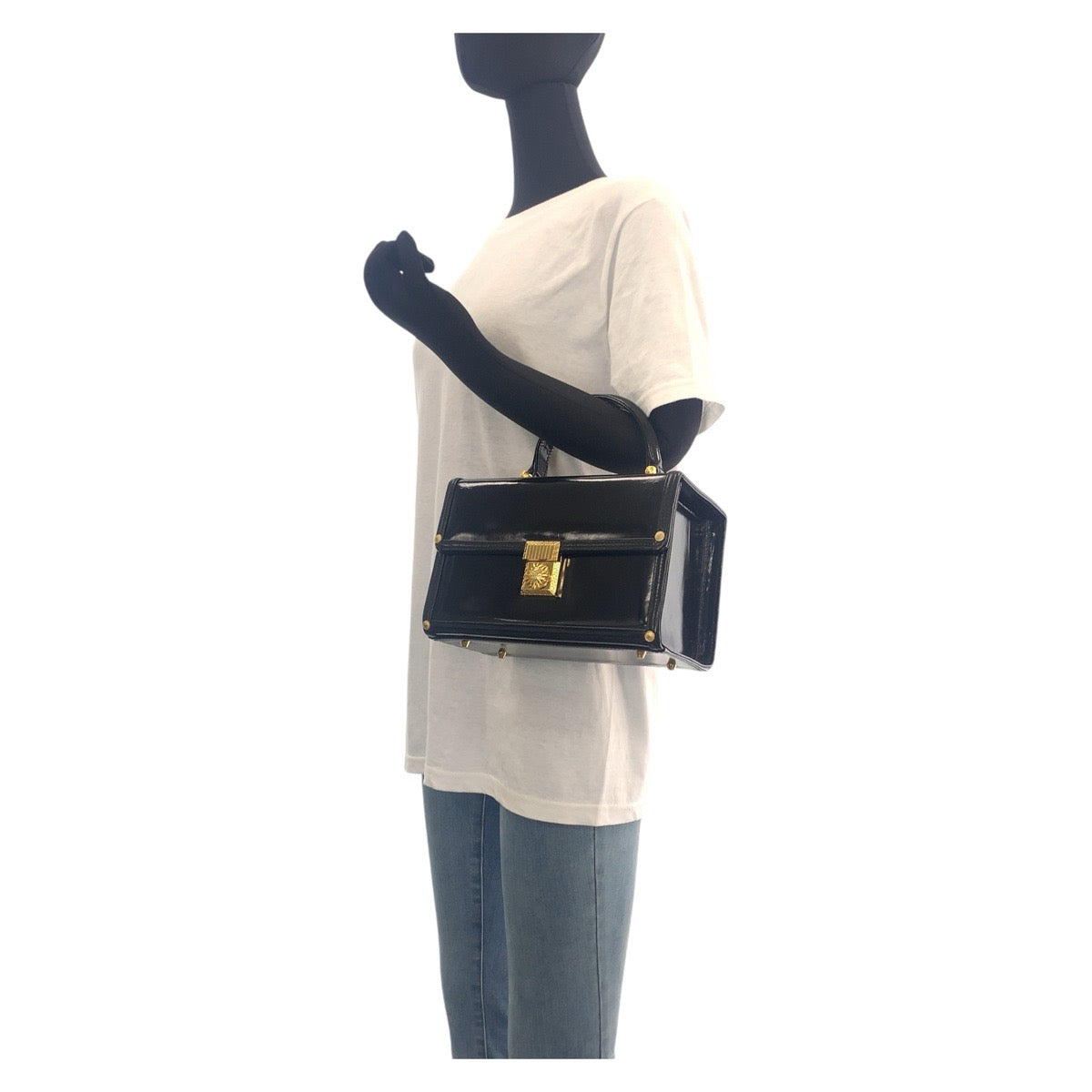 18586
VERSACE ヴェルサーチ ヴィンテージ サンバースト ブラック 黒 ゴールド金具 エナメル ハンドバッグ バニティバッグ  レディース ABP43