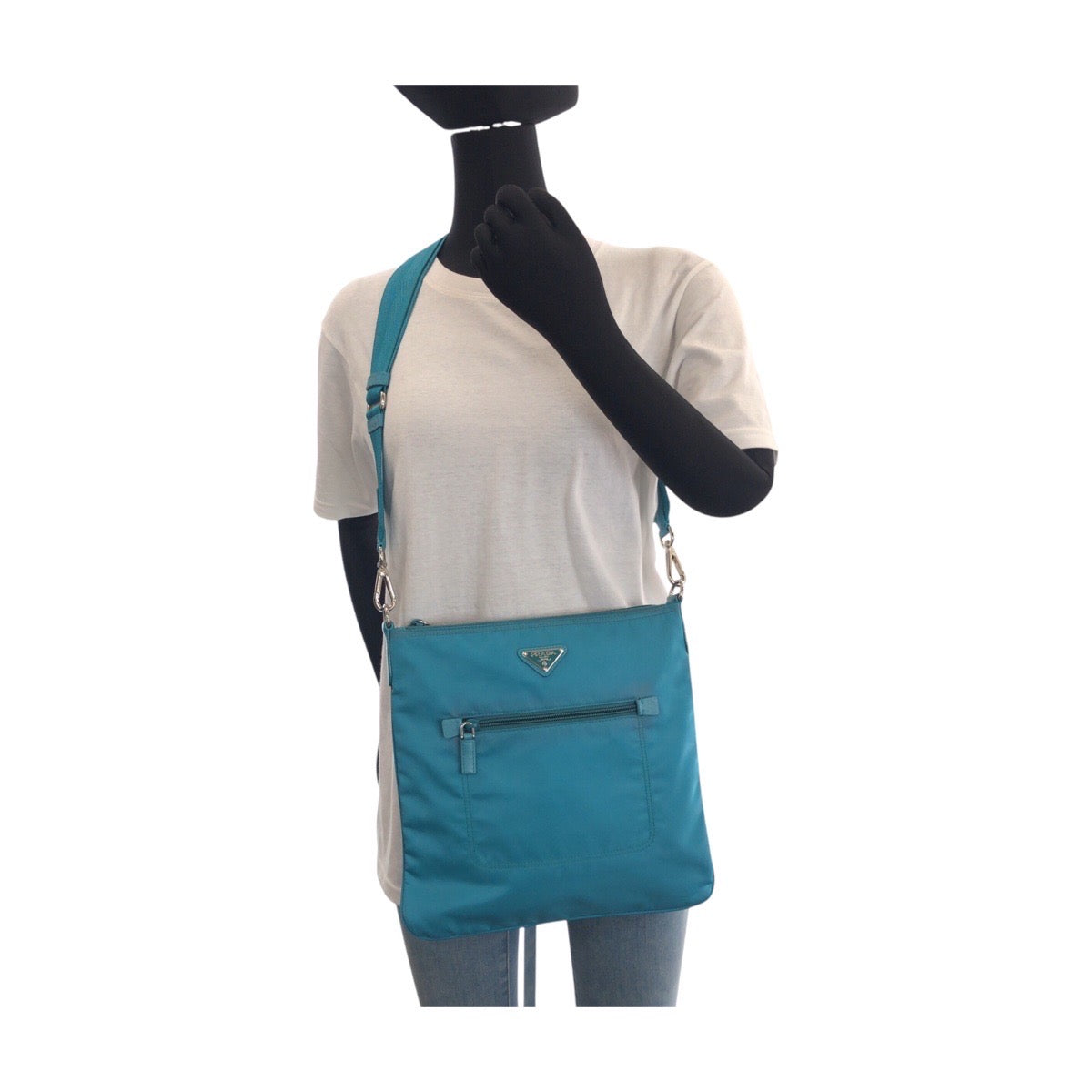 18593
PRADA プラダ テスート 三角ロゴプレート ライトブルー エメラルド シルバー金具 ナイロン ショルダーバッグ ポシェット  レディース ABP41