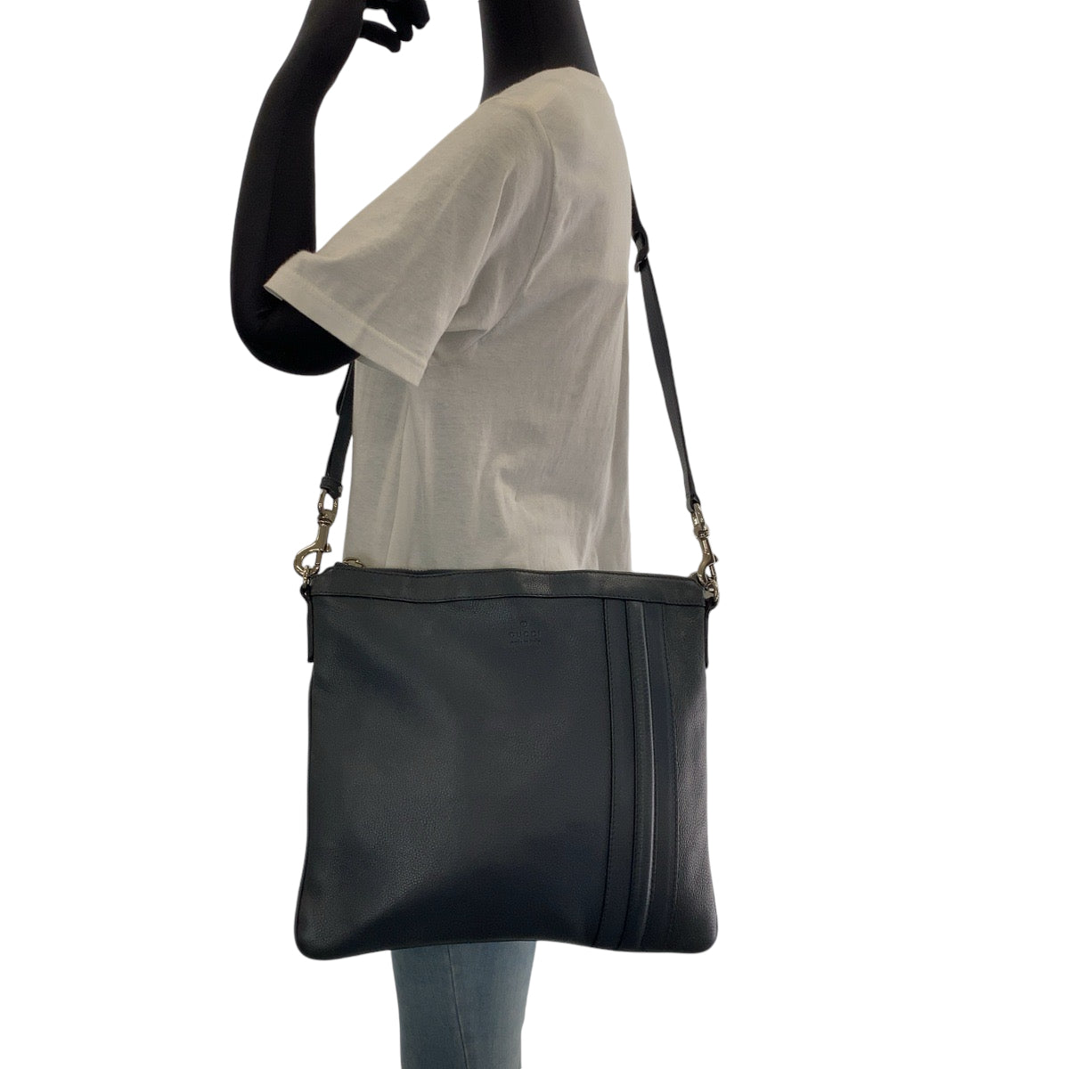 18608
GUCCI グッチ ダークグレー シルバー金具 レザー 233329 ショルダーバッグ ポシェット  メンズ ABP45