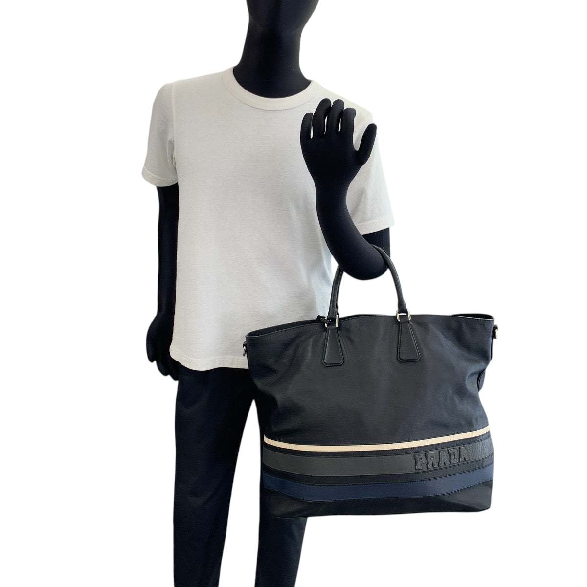 18617
PRADA プラダ サフィアーノ ロゴ ブラック 黒 ホワイト シルバー金具 レザー トートバッグ ハンドバッグ  メンズ AB62