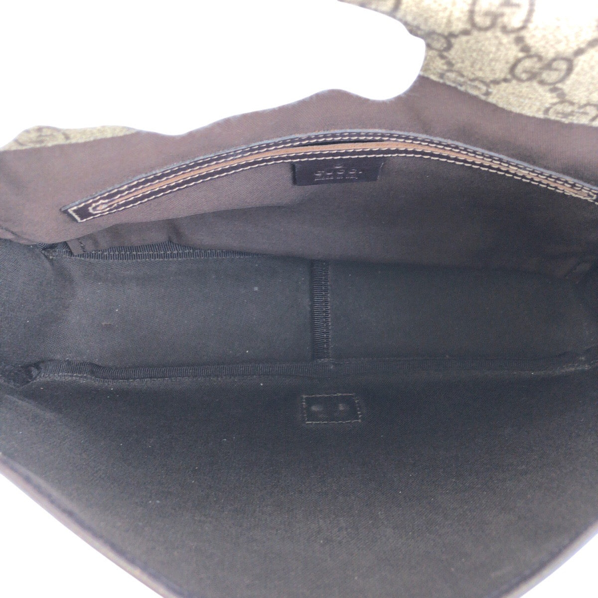 18618
GUCCI グッチ シェリーライン ベージュ ブラウン ゴールド金具 GGスプリームキャンバス 211130 斜め掛け ショルダーバッグ 男女兼用 レディース ABP58