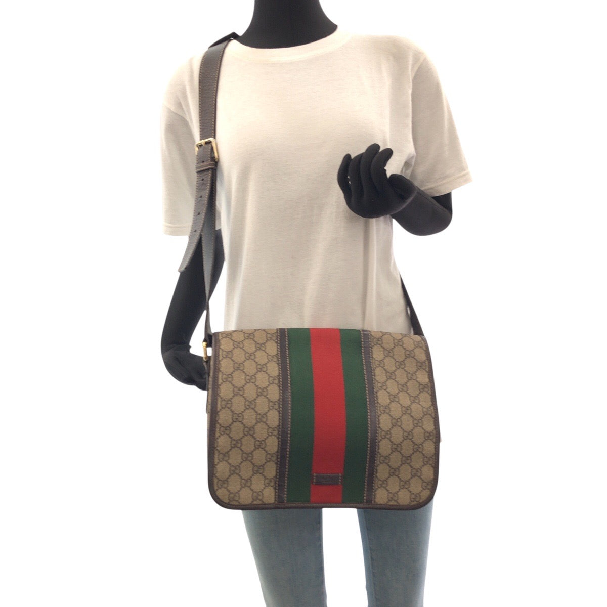 18618
GUCCI グッチ シェリーライン ベージュ ブラウン ゴールド金具 GGスプリームキャンバス 211130 斜め掛け ショルダーバッグ 男女兼用 レディース ABP58