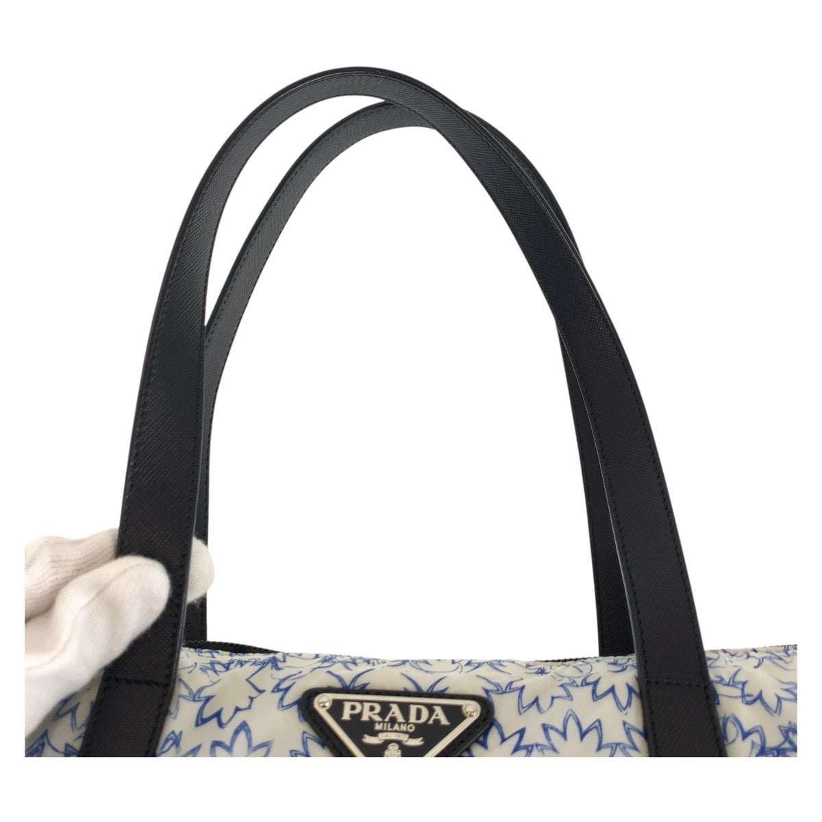 18619
PRADA プラダ ホワイト ブルー ブラック シルバー金具 ナイロン / レザー トートバッグ ショルダーバッグ 2way  レディース AB26