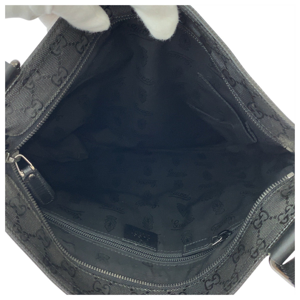 18621
GUCCI グッチ GGインプリメ ブラック 黒 PVC 201446 ショルダーバッグ メッセンジャーバッグ 男女兼用 メンズ A58