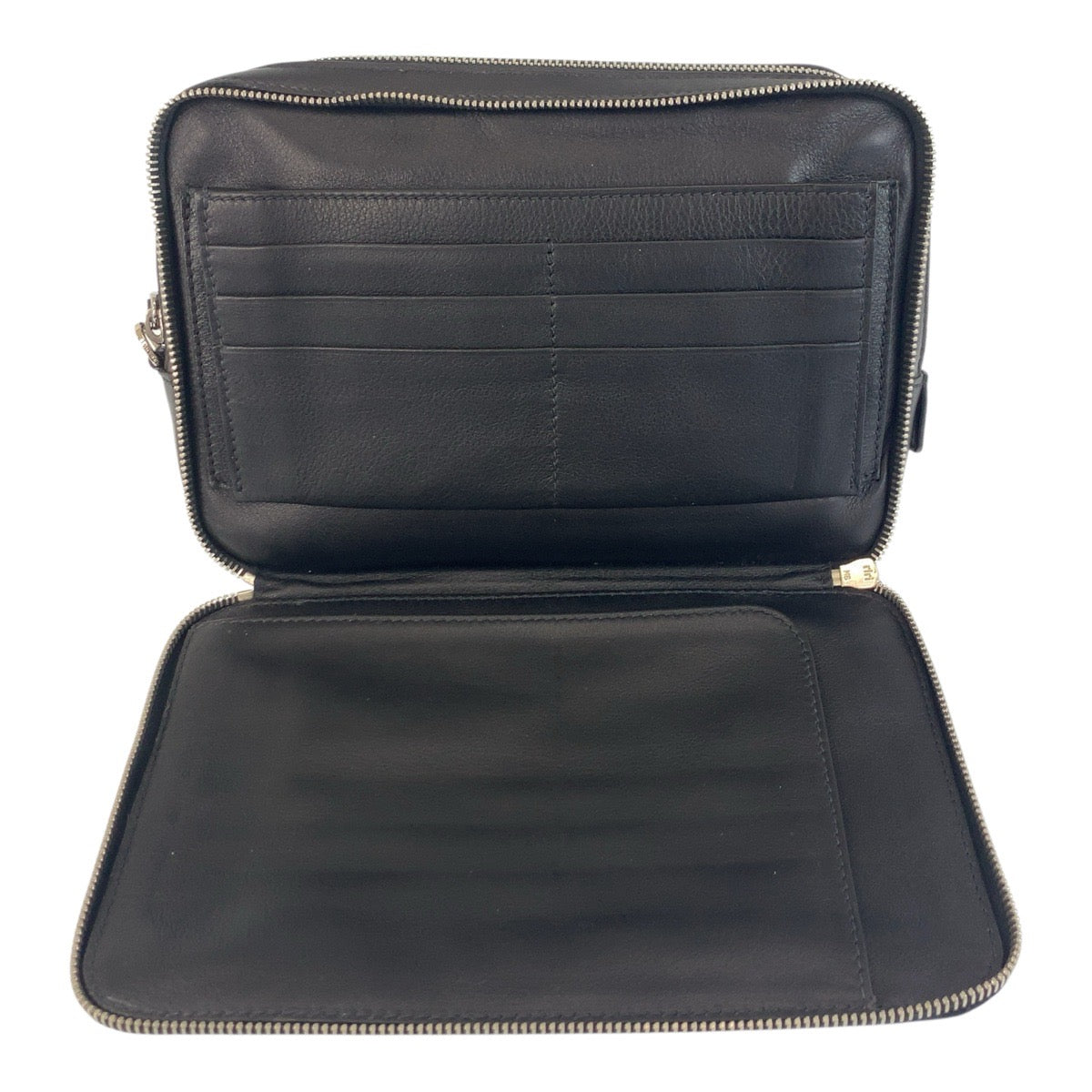 18656
PRADA プラダ 三角ロゴプレート ブラック 黒 シルバー金具 レザー クラッチバッグ セカンドバッグ  メンズ ABP48