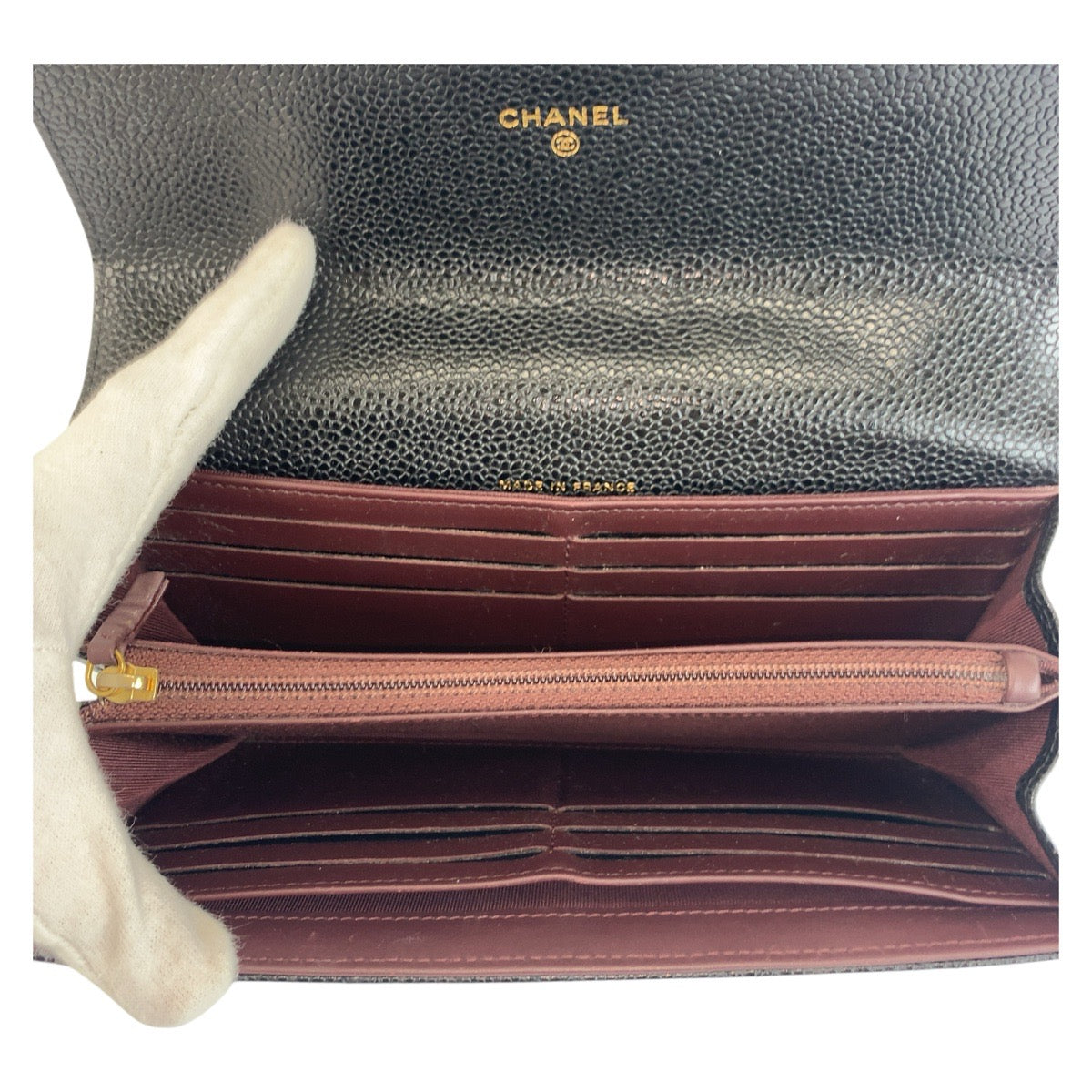 18669
CHANEL シャネル マトラッセ ココマーク ブラック 黒 ゴールド金具 キャビアスキン 長財布 ロングウォレット  レディース ABP72