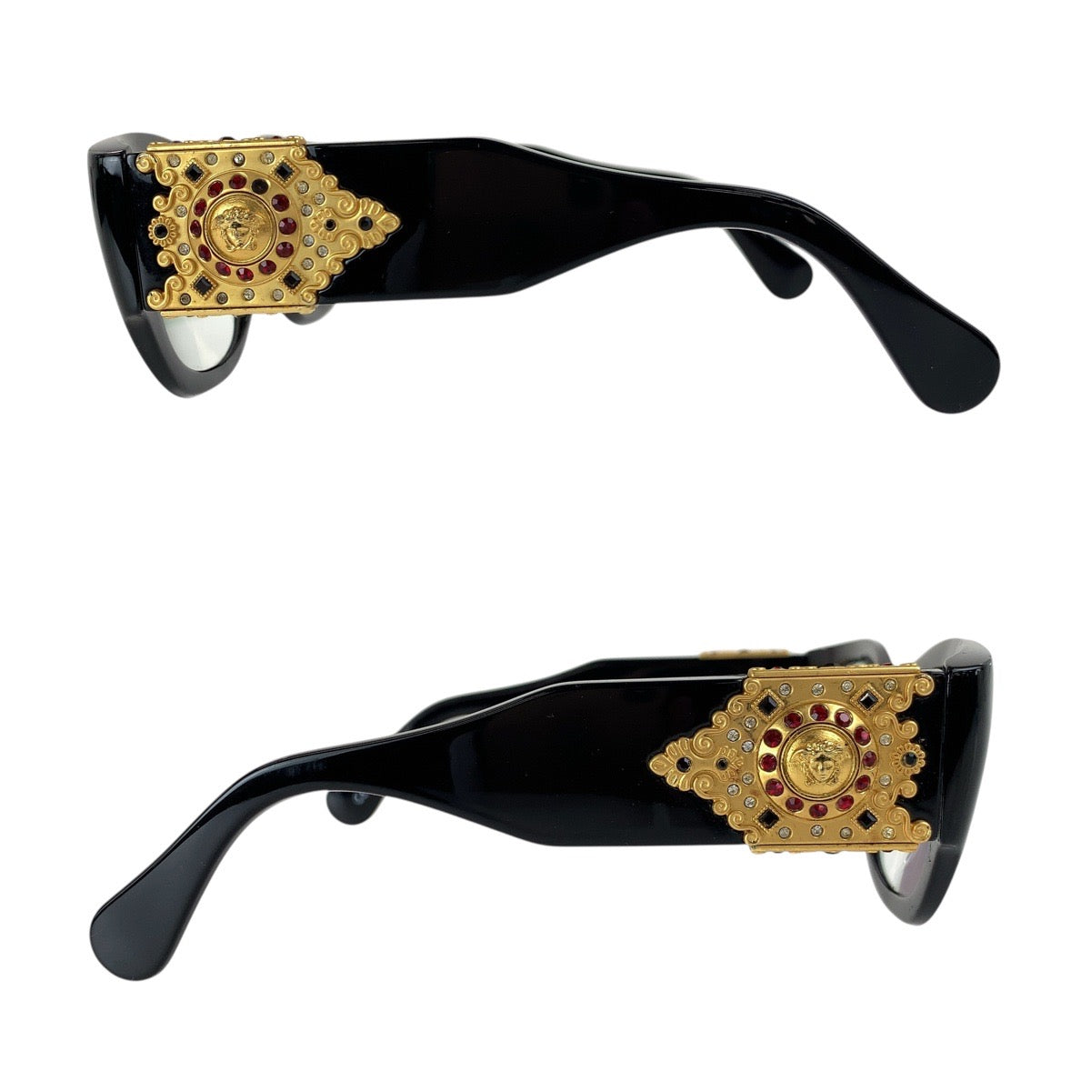 18671
Gianni Versace ジャンニ ヴェルサーチ ヴィンテージ メデューサ ビジュー ブラック 黒 ゴールド金具 プラスチック MOD 413/H COL Z52 サングラス 男女兼用 スクエア  メンズ