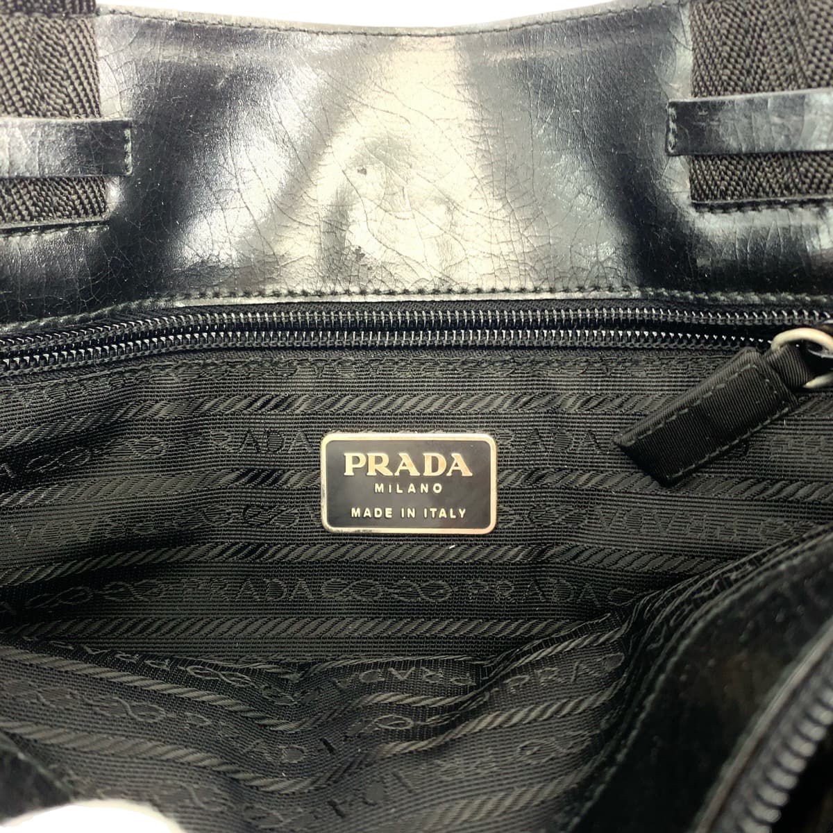 18727
PRADA プラダ テスート ブラック 黒 シルバー金具 ナイロン トートバッグ ショルダーバッグ  レディース AB42