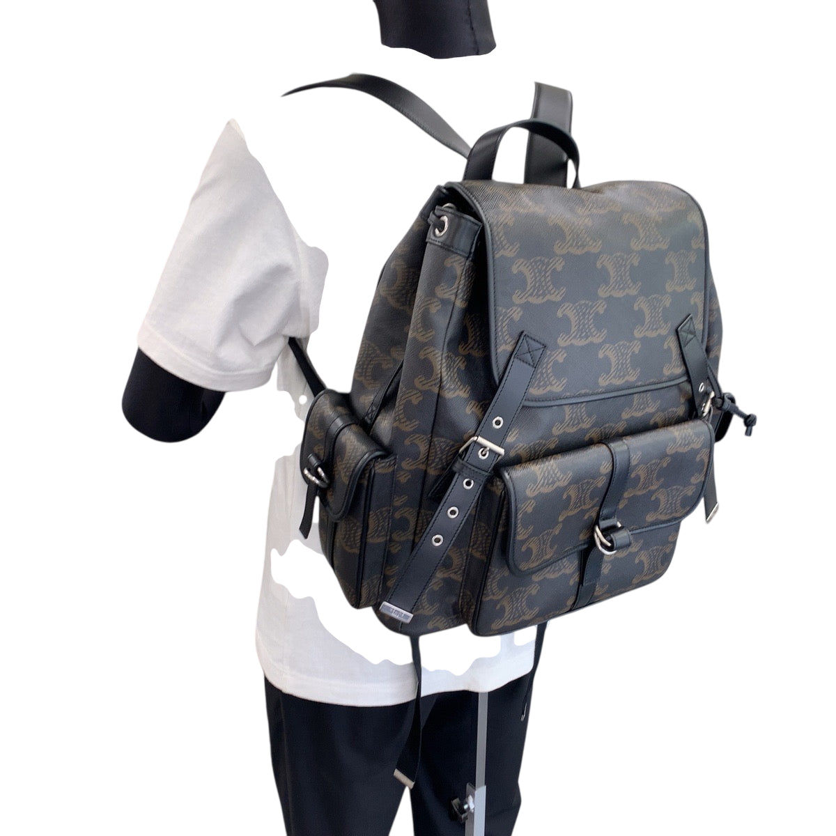 18755
CELINE セリーヌ トリオンフ ダークブラウン シルバー金具 PVC 111812EU3 38SI リュックサック バックパック  メンズ A280