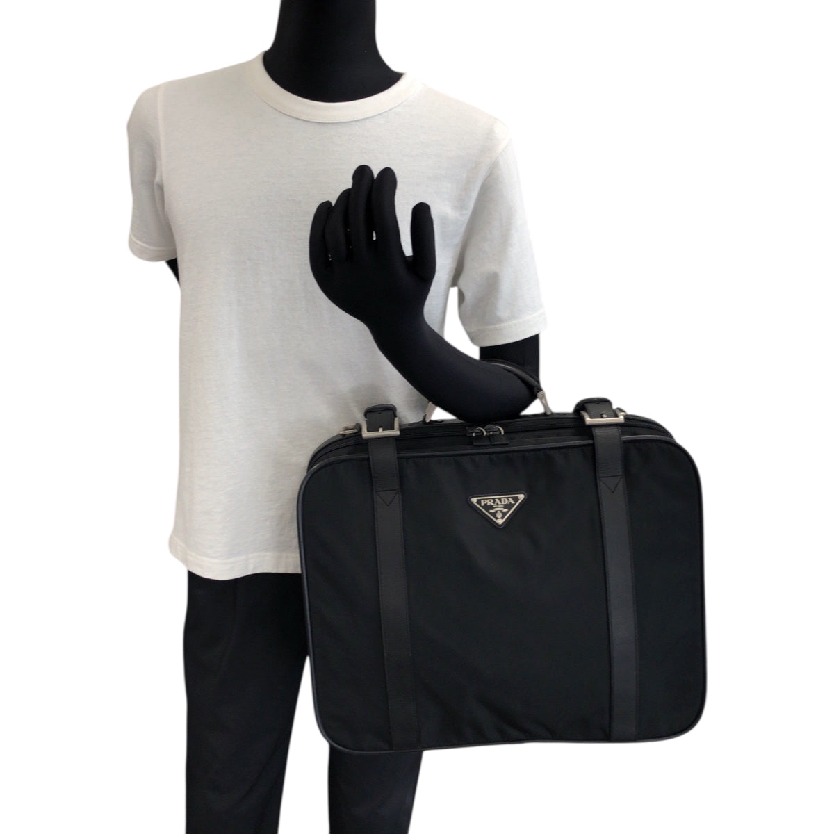 18495
PRADA プラダ テスート 三角ロゴプレート ブラック 黒 シルバー金具 ナイロン / レザー ビジネスバッグ トランクケース  メンズ ABP46