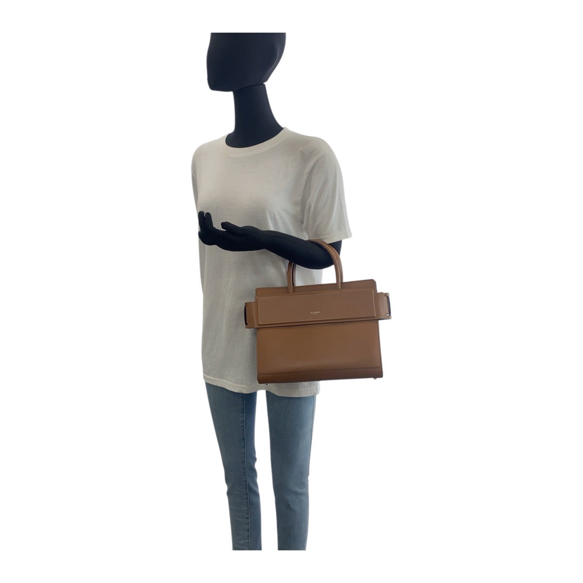 18758
Givenchy Horizon Small Bag Brown Silver Hardware Leather Handbag Shoulder Bag 2WAY Ladies AB38