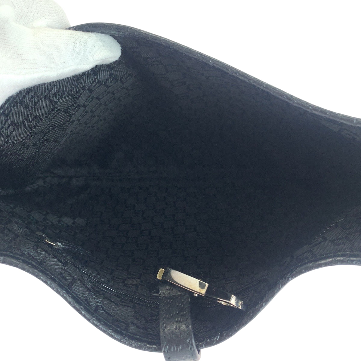 18769
GUCCI グッチ バンブー ブラック 黒 シルバー金具 GGキャンバス 001 4060 ショルダーバッグ 肩掛け  レディース A30