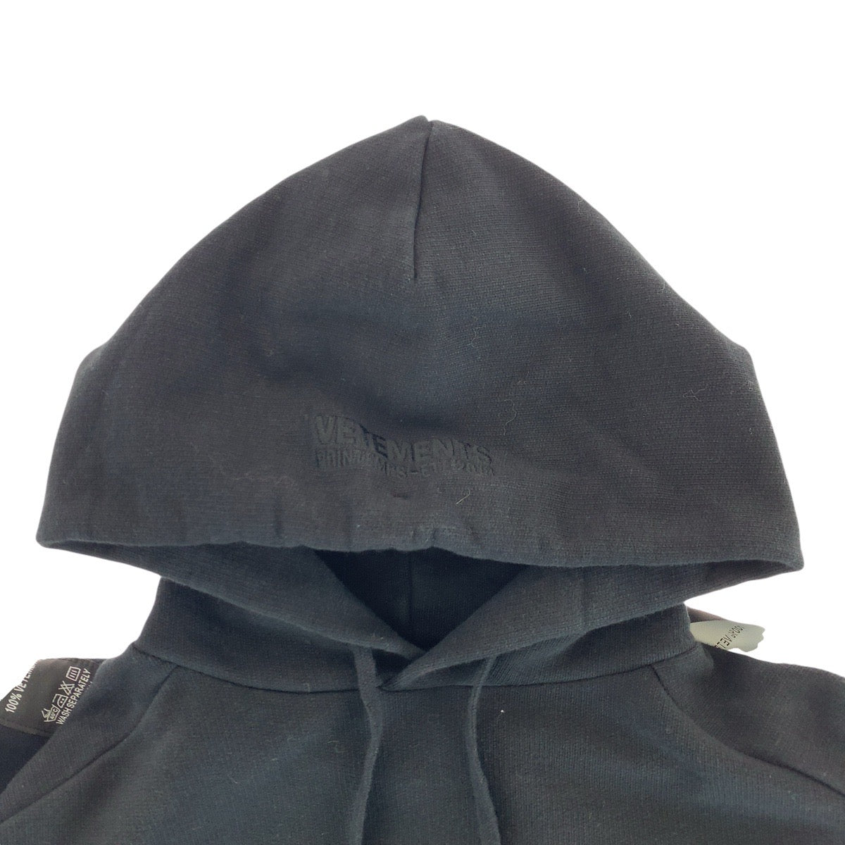18806
VETEMENTS ヴェトモン テーピング パーカー アシンメトリー サイズXS ブラック 黒 コットン / ポリエステル パーカー フーディ レディース A32