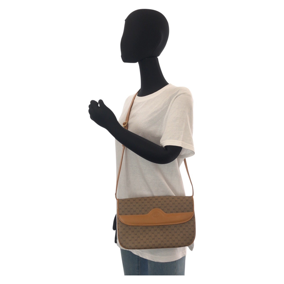 18812
GUCCI グッチ オールドグッチ マイクロGG ブラウン キャメル PVC / レザー 004 256 ショルダーバッグ メッセンジャーバッグ レディース AB40