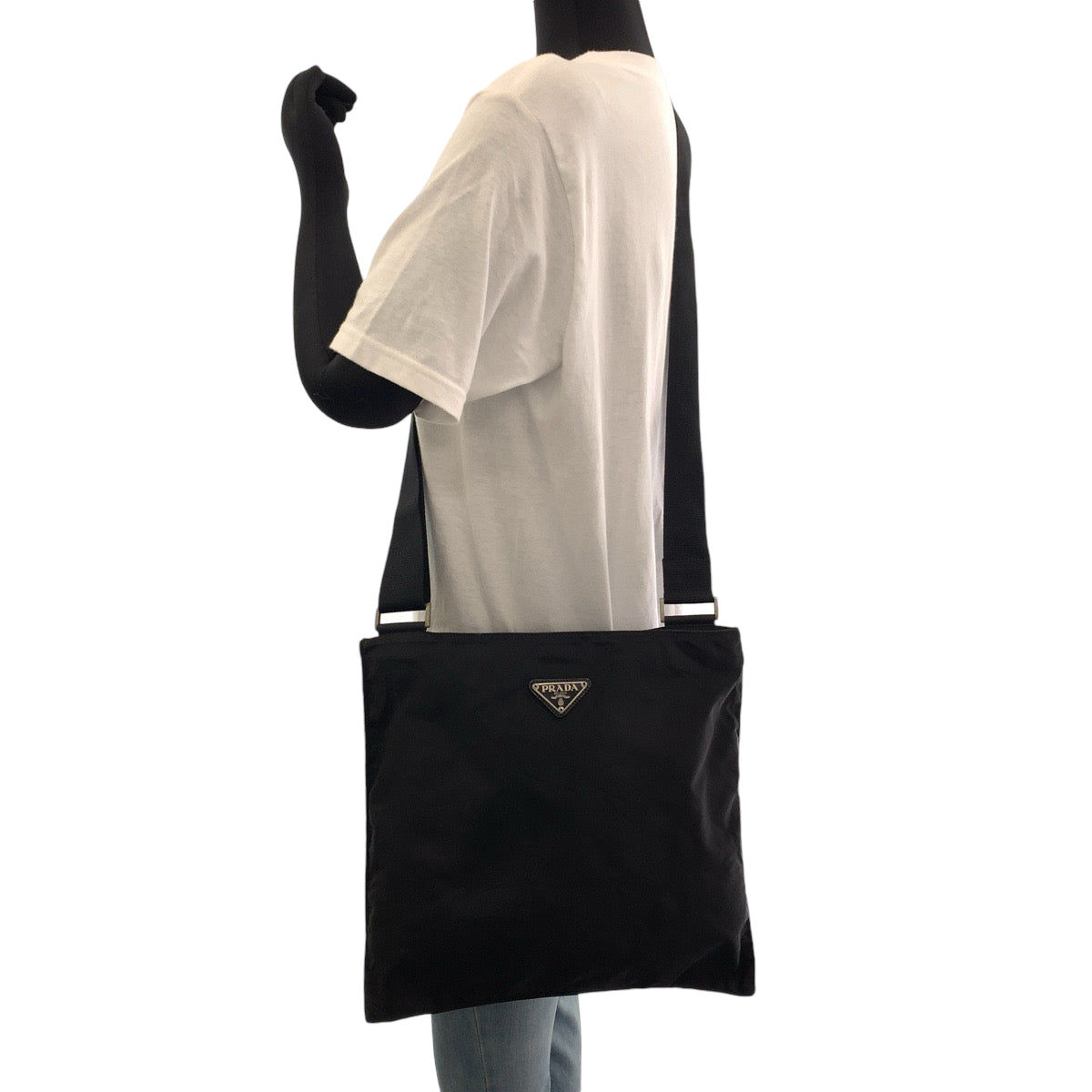 18823
PRADA プラダ テスート 三角ロゴプレート ブラック 黒 シルバー金具 ナイロン ショルダーバッグ メッセンジャーバッグ レディース ABP41
