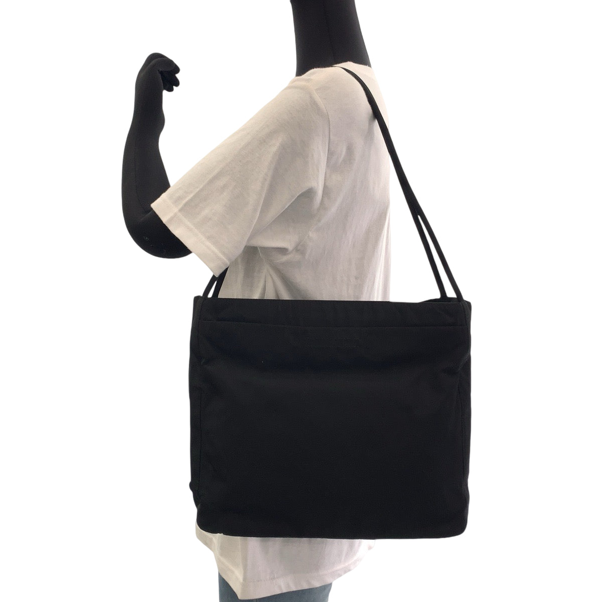 18832
PRADA プラダ テスート 三角ロゴプレート ブラック 黒 シルバー金具 ナイロン トートバッグ ショルダーバッグ  レディース ABP39