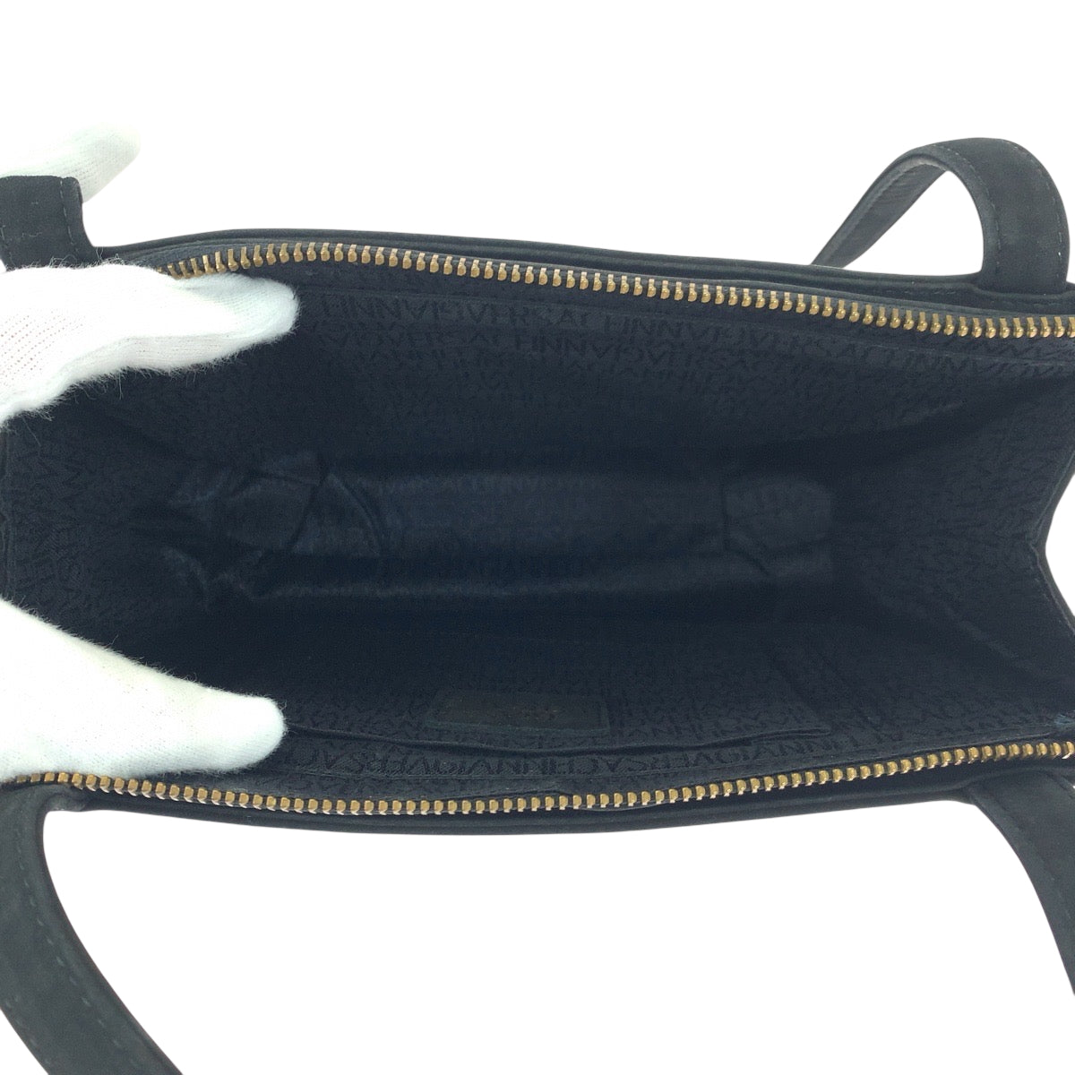 18852
VERSACE ヴェルサーチ ヴィンテージ サンバースト ブラック 黒 ゴールド金具 スウェード ショルダーバッグ トートバッグ レディース A90