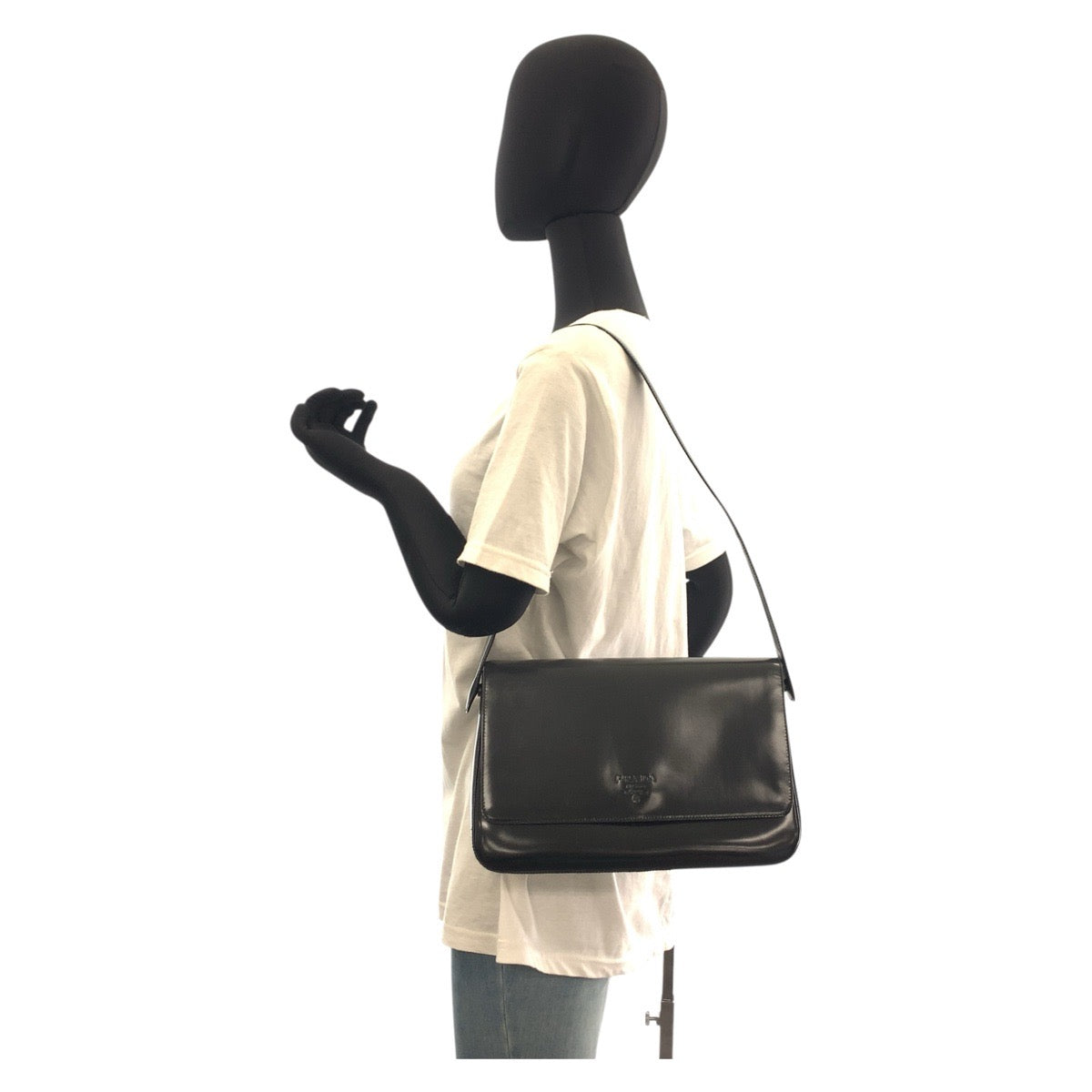 18854
PRADA プラダ ブラック 黒 シルバー金具 エナメル ショルダーバッグ ハンドバッグ  レディース ABP42