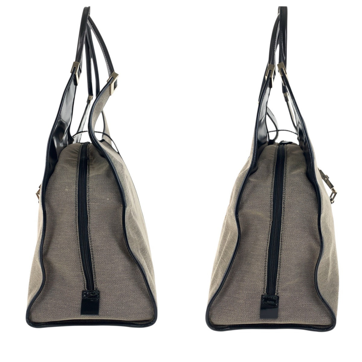 18868
GUCCI Jackie Grey Beige Black Gold Hardware Canvas / Leather 019 0345 Shoulder Bag Unisex Women's A51