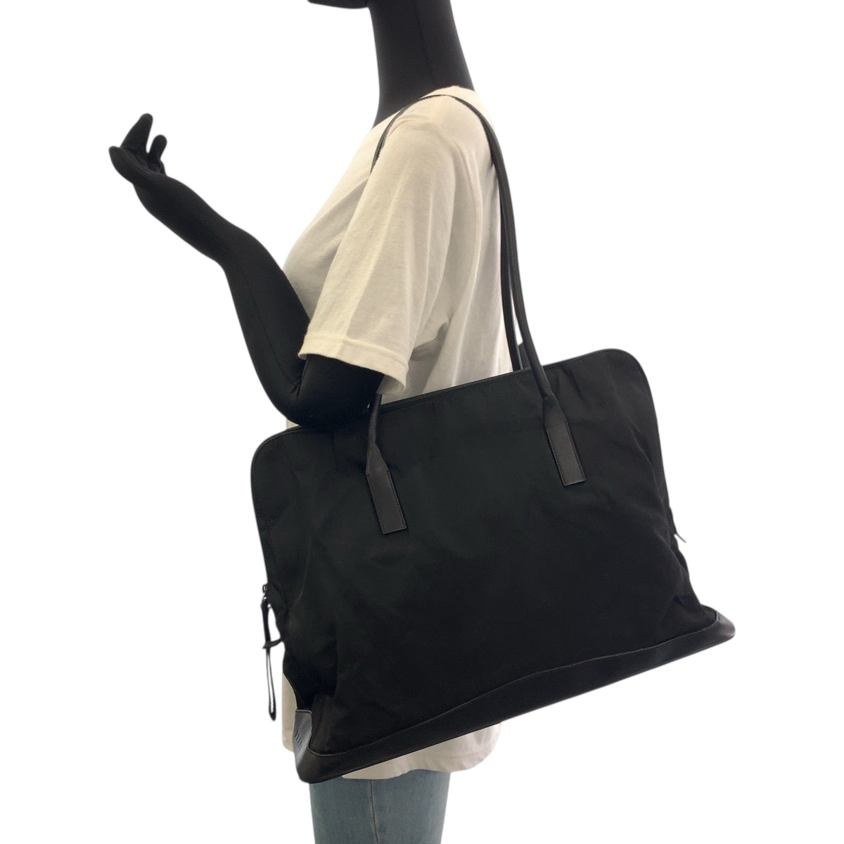 18880
PRADA プラダ テスート ロゴ ブラック 黒 シルバー金具 ナイロン / レザー トートバッグ ショルダーバッグ  レディース ABP