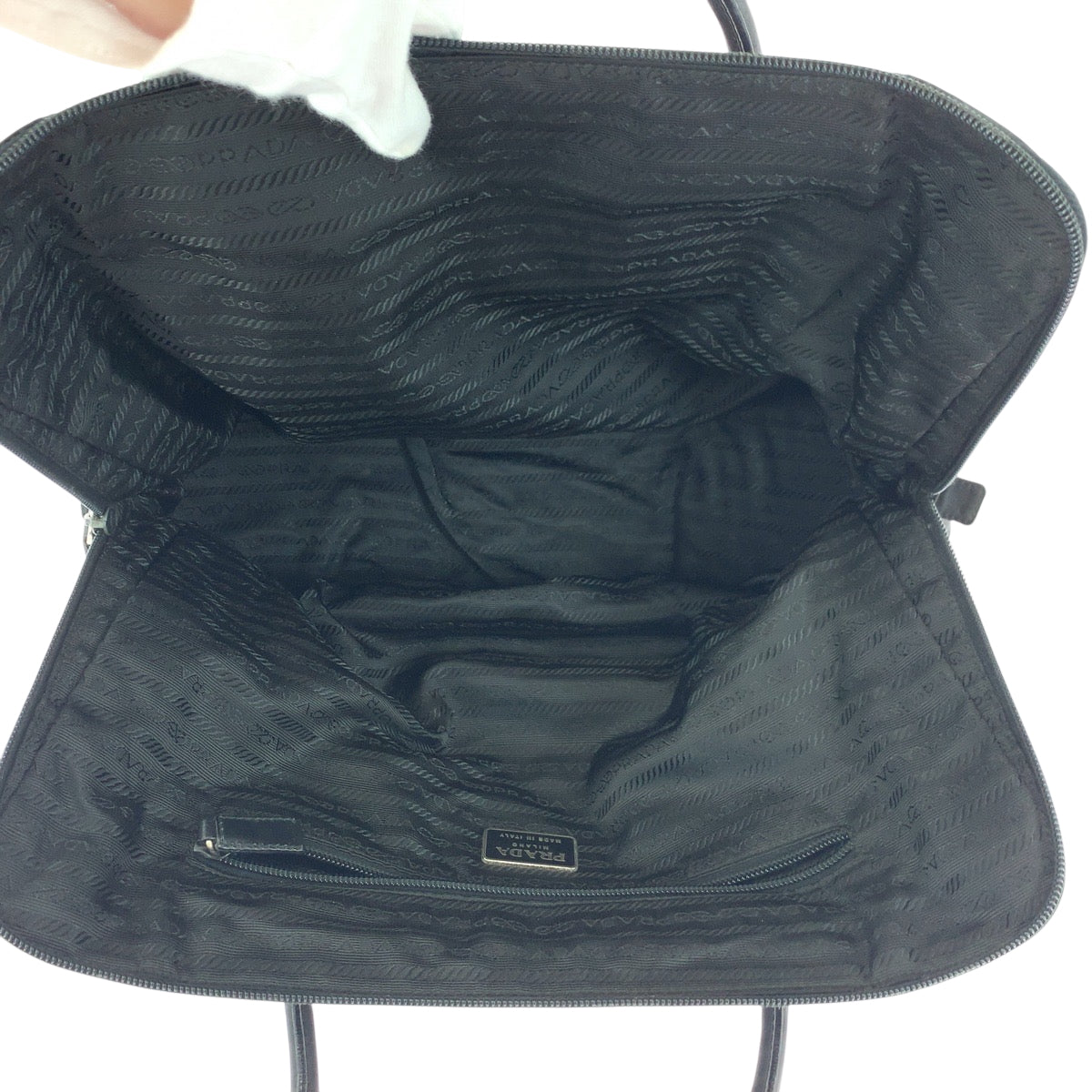 18880
PRADA プラダ テスート ロゴ ブラック 黒 シルバー金具 ナイロン / レザー トートバッグ ショルダーバッグ  レディース ABP